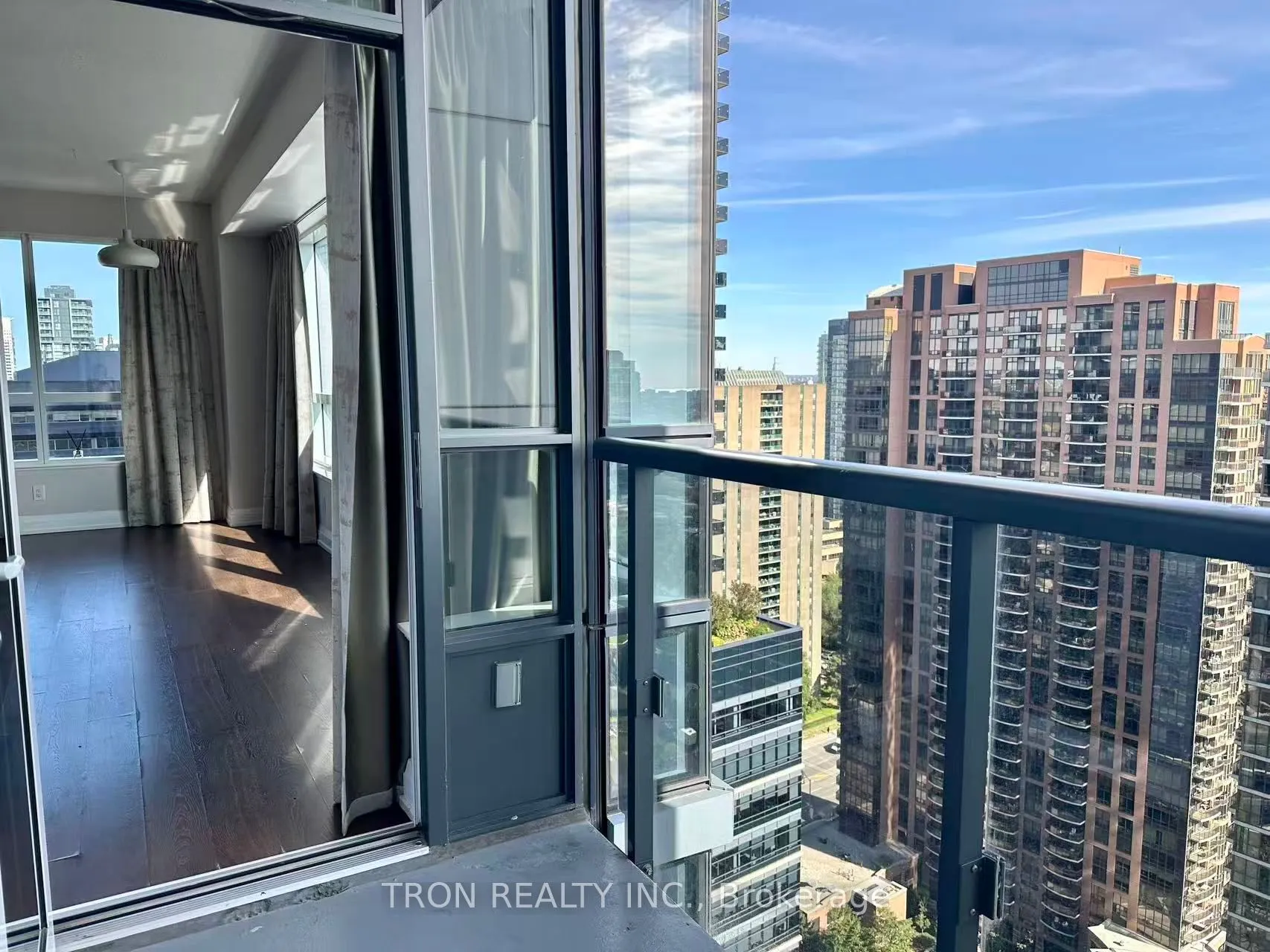 2 Anndale Drive, #2505
