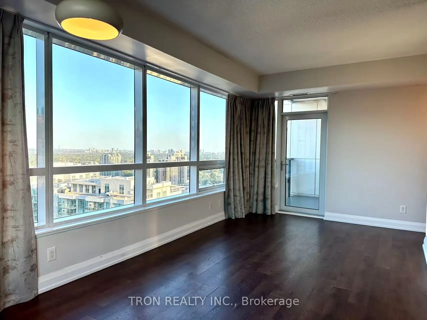 2 Anndale Drive, #2505