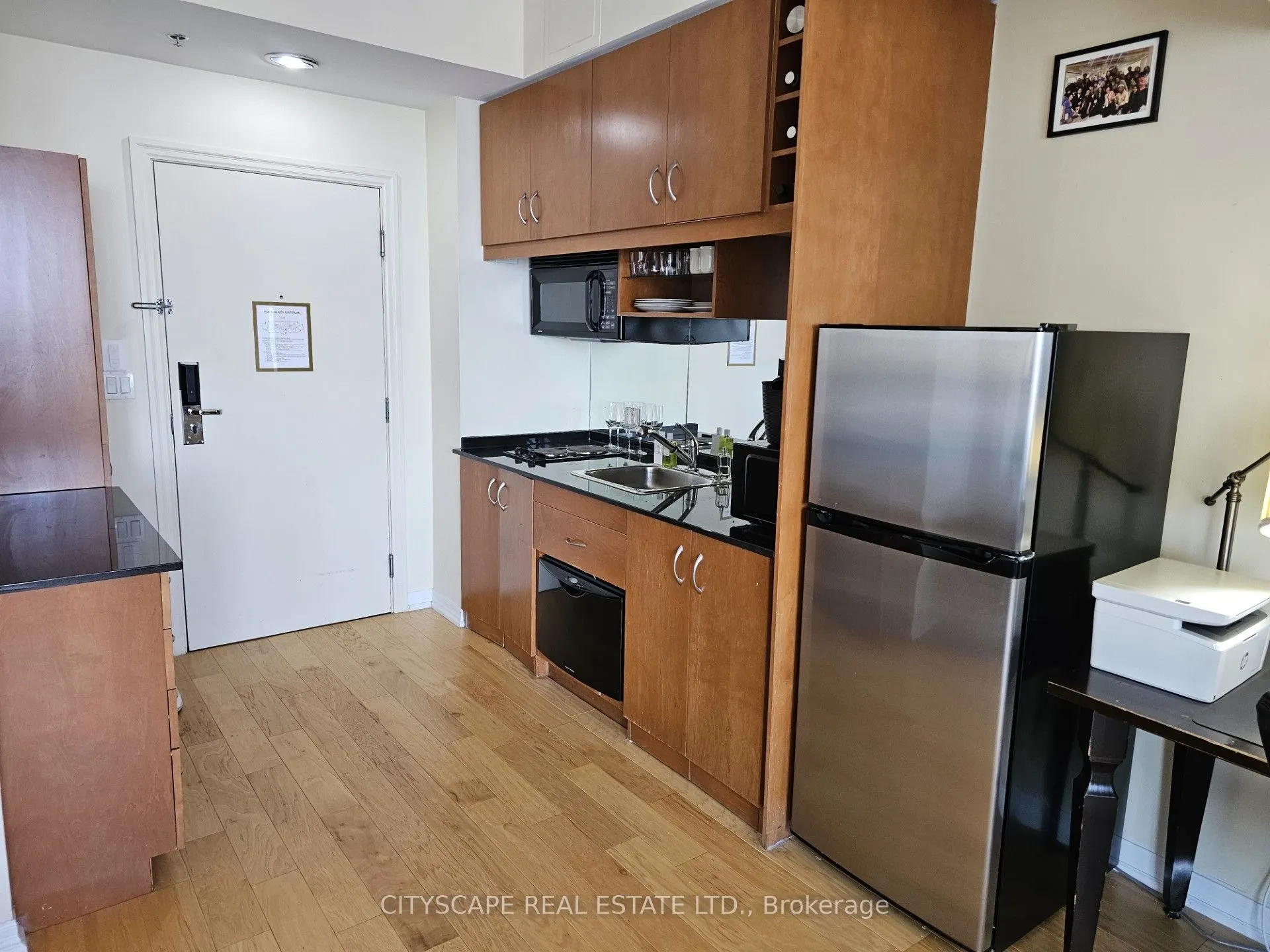 1 King Street W, #3706