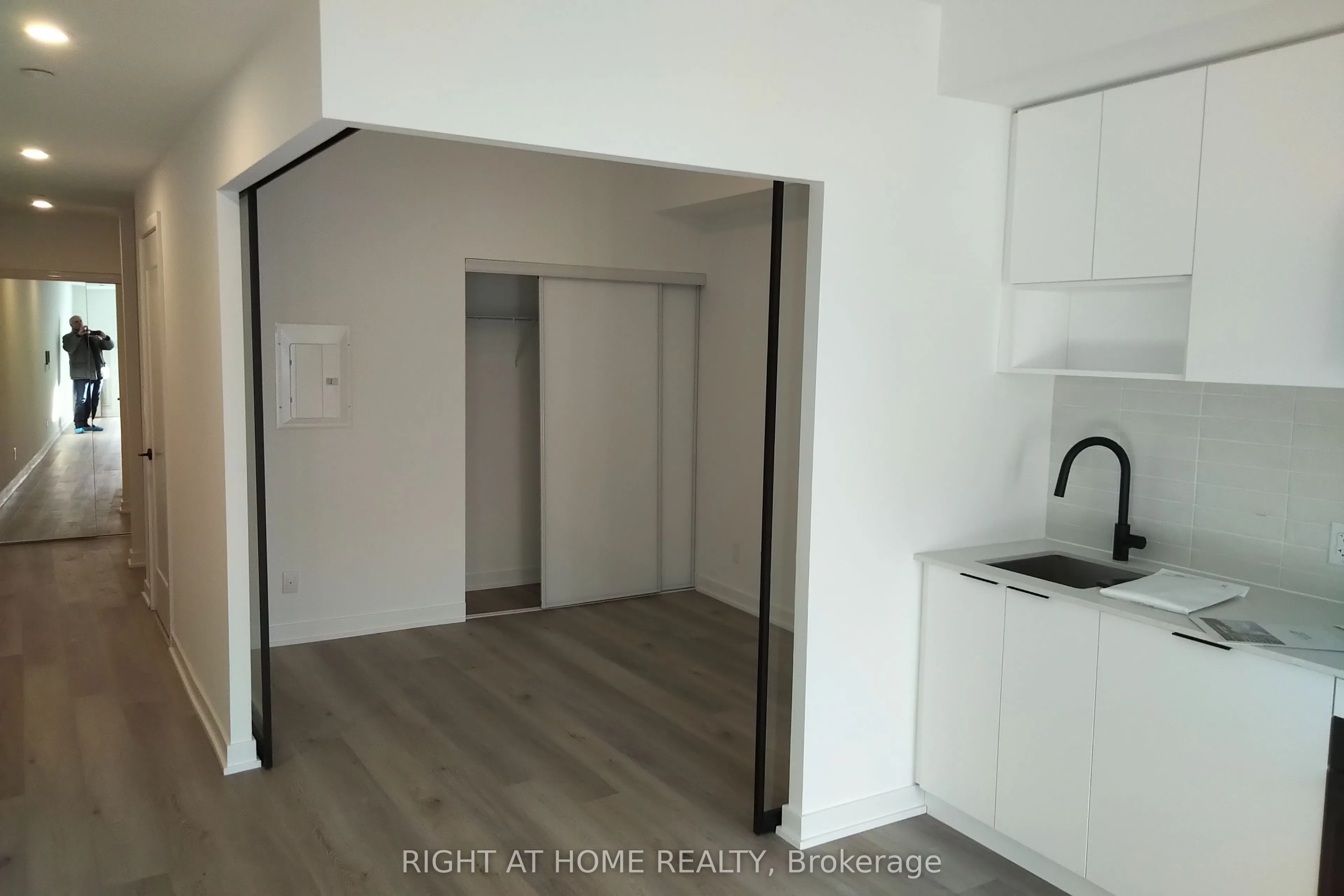 5 Defries Street, #1015