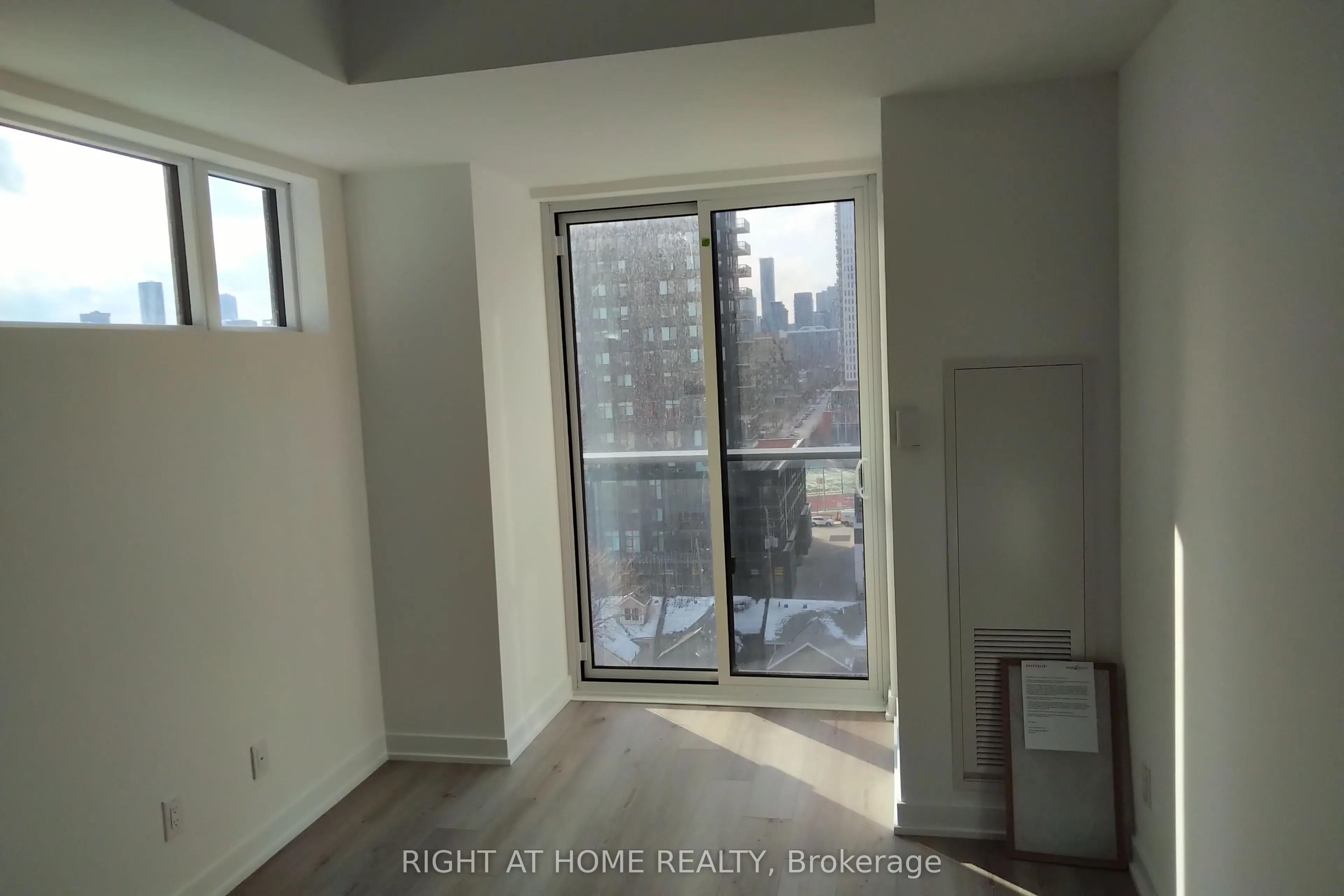 5 Defries Street, #1015