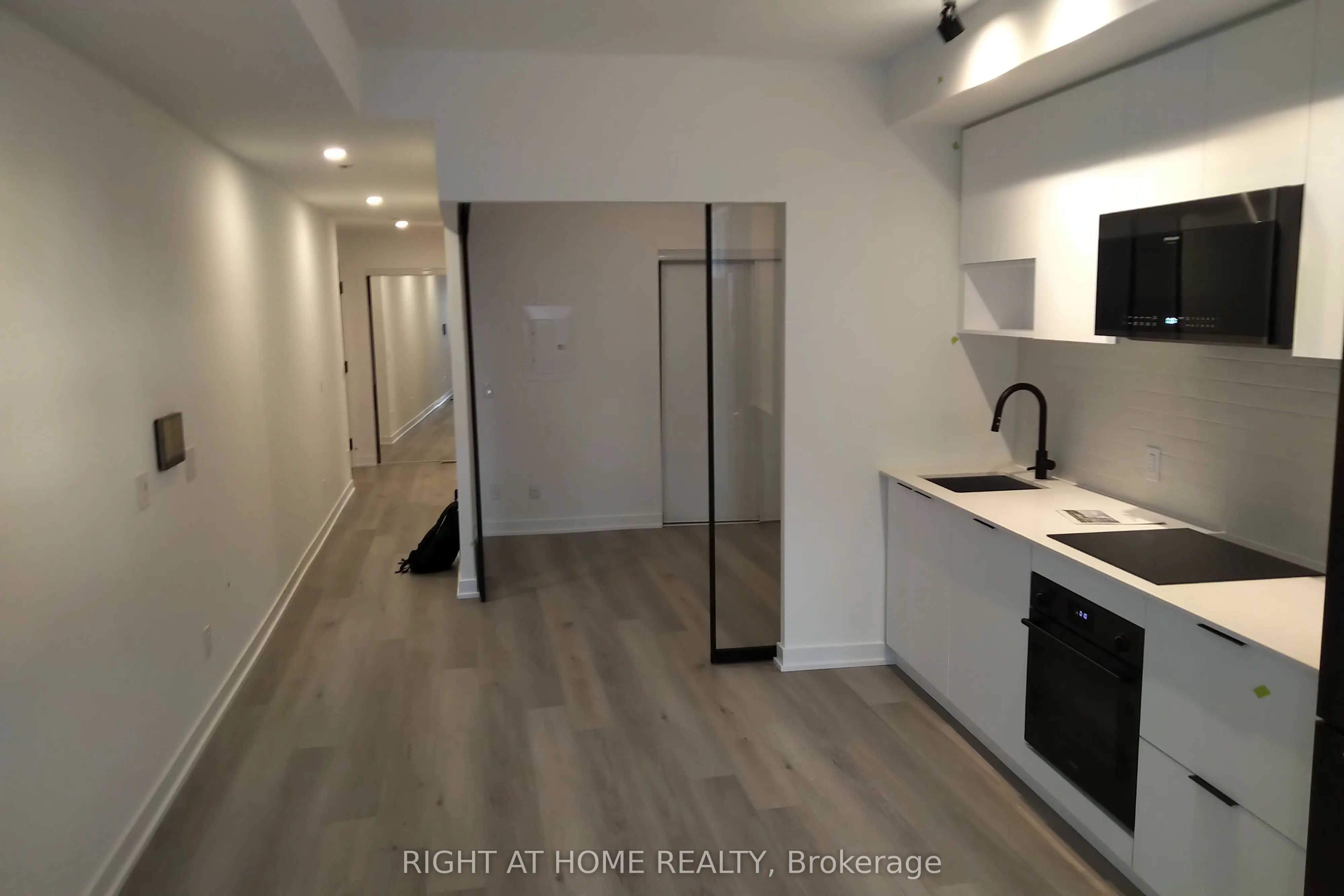 5 Defries Street, #1015