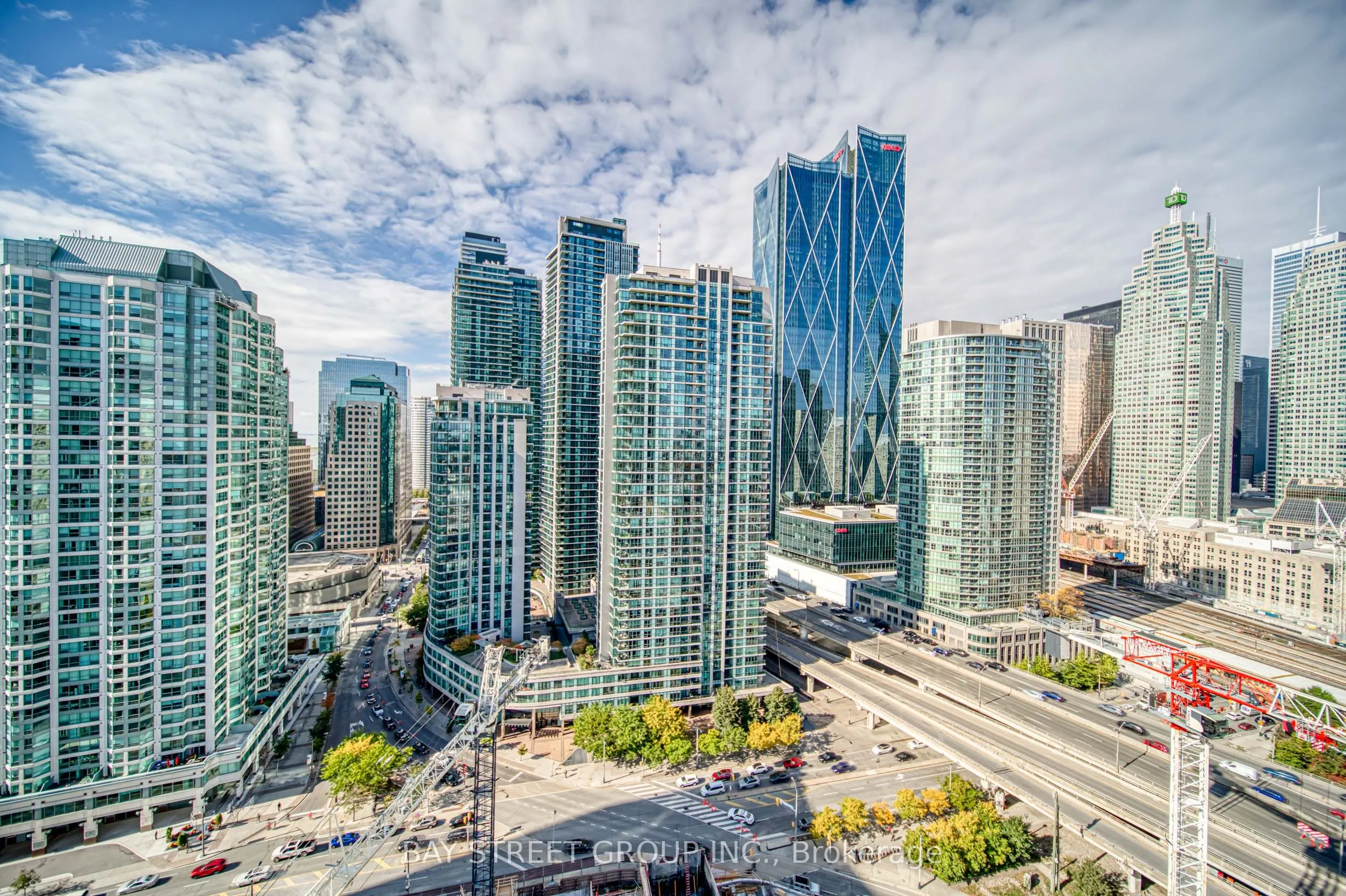 28 Freeland Street, #2303