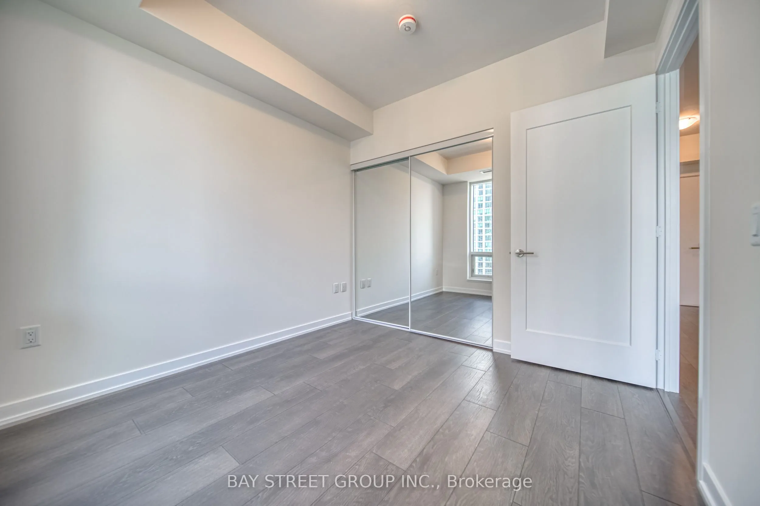 28 Freeland Street, #2303