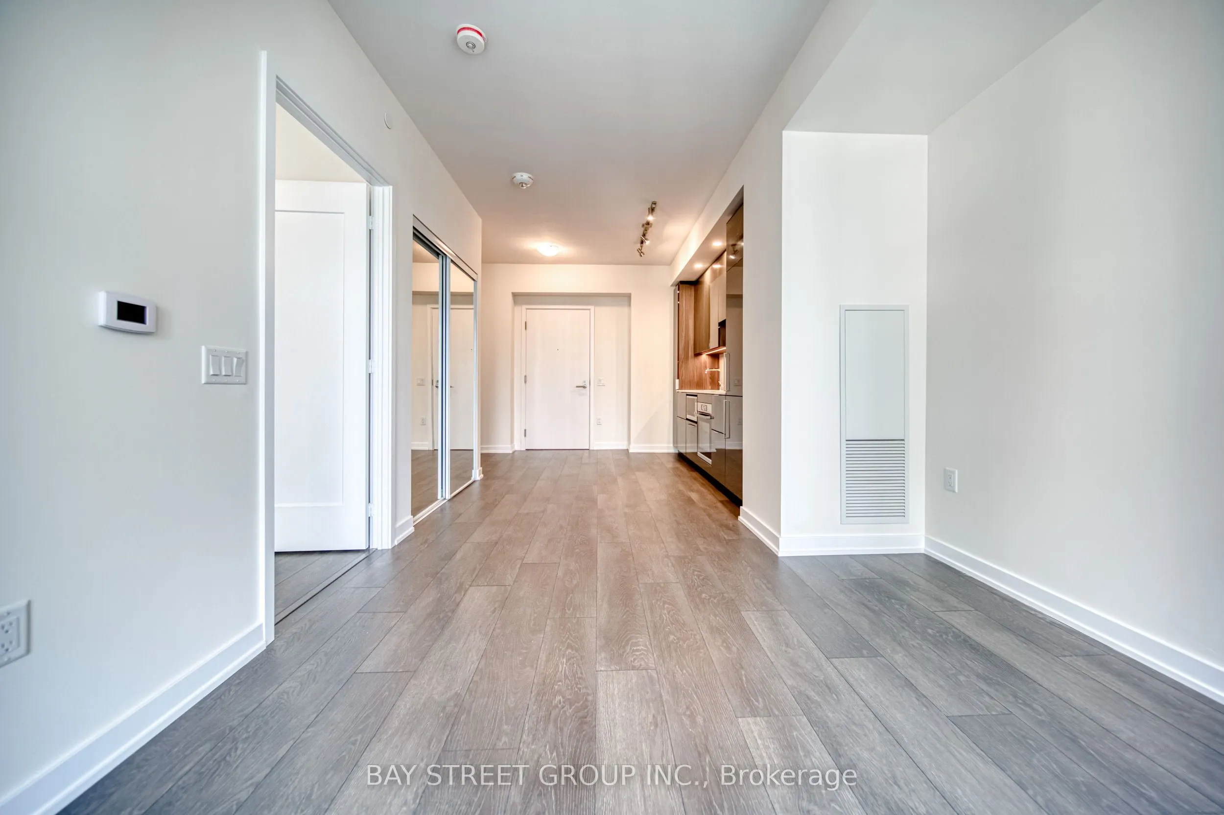 28 Freeland Street, #2303