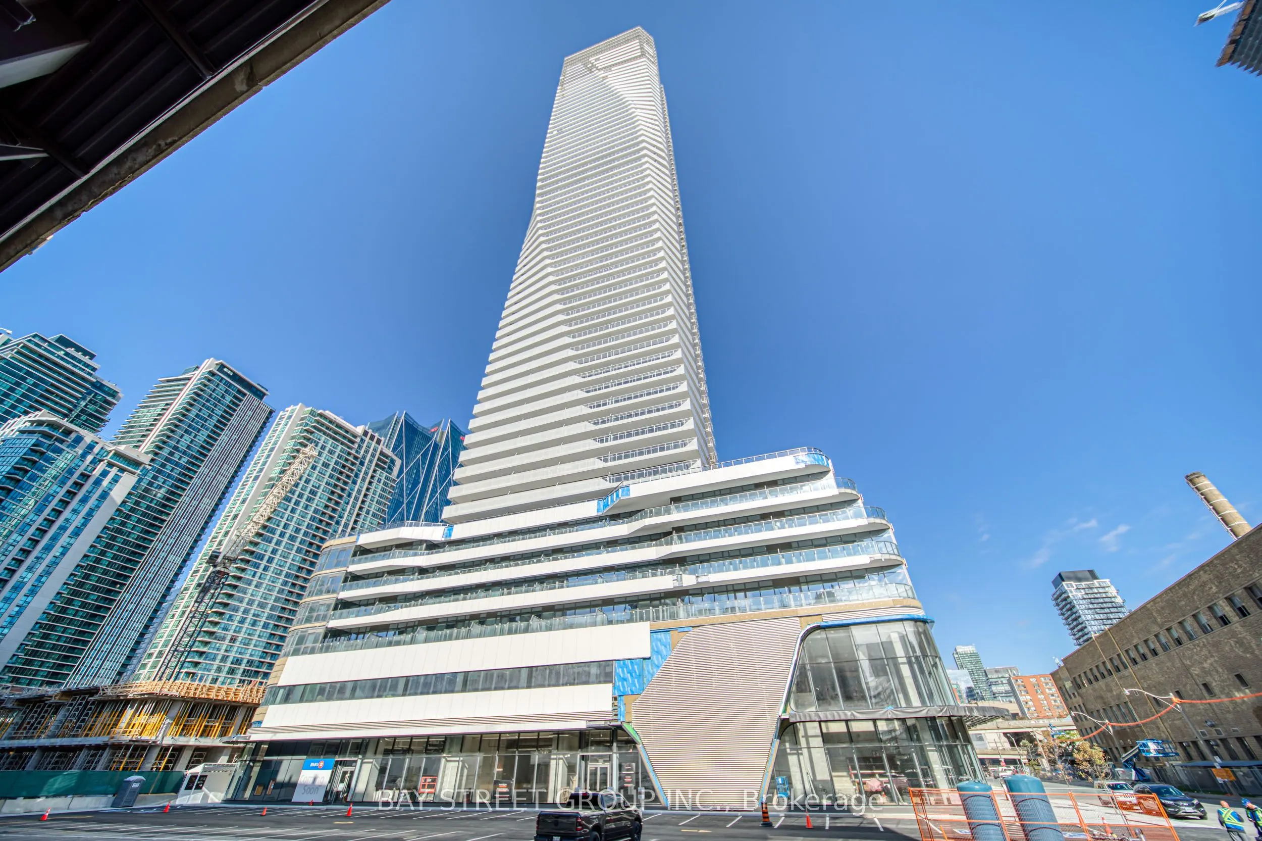 28 Freeland Street, #2303