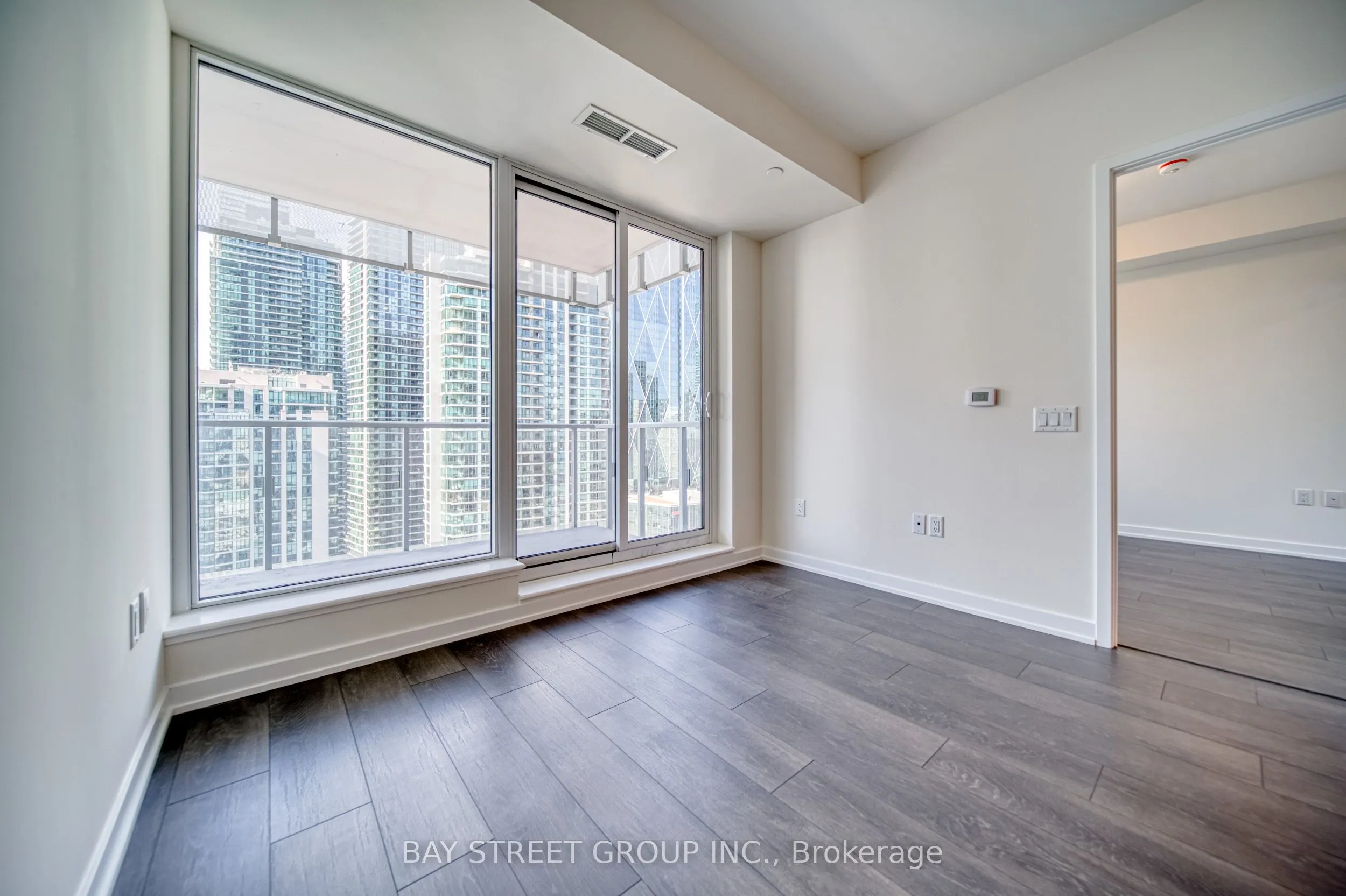 28 Freeland Street, #2303