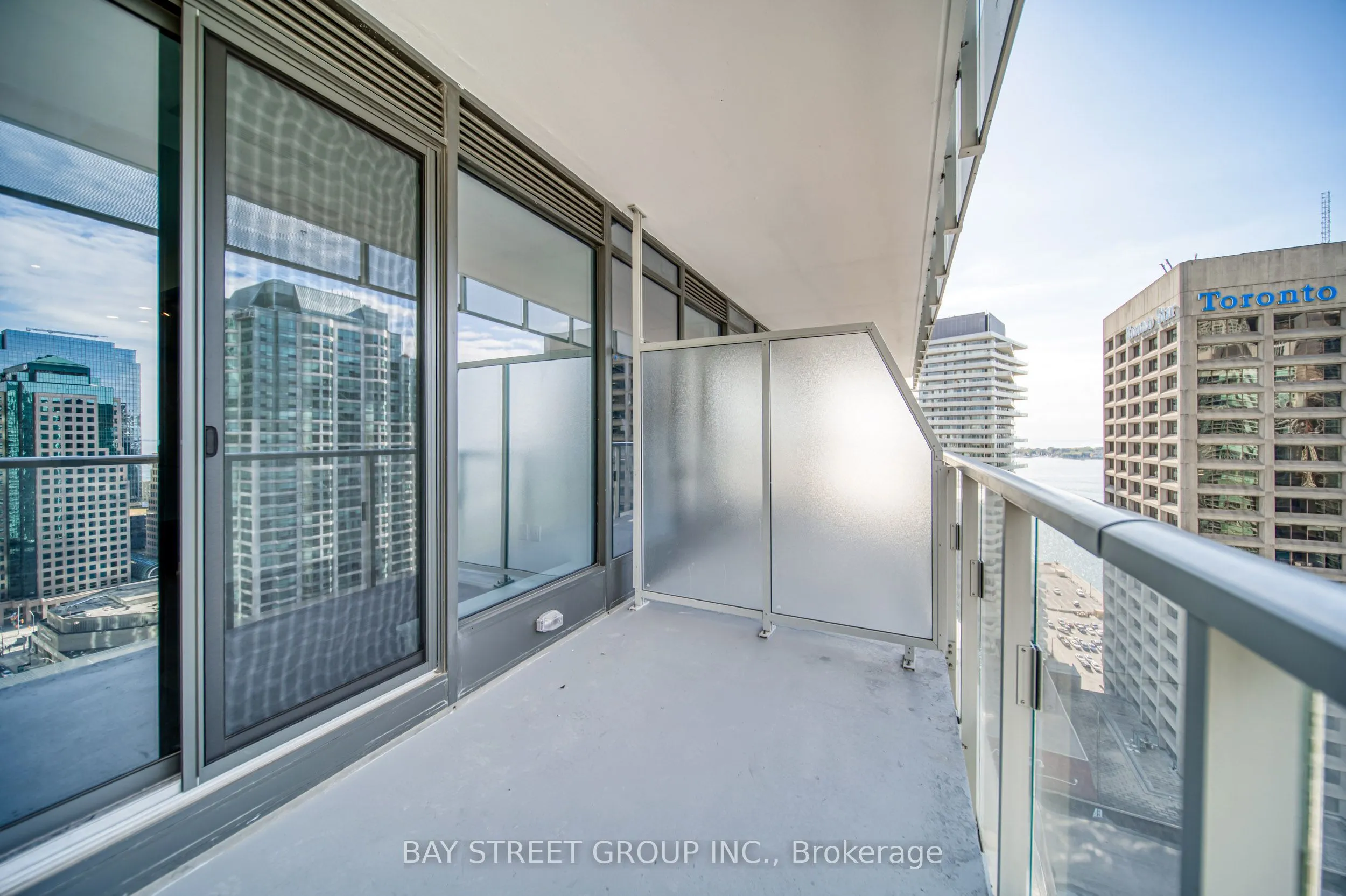 28 Freeland Street, #2303