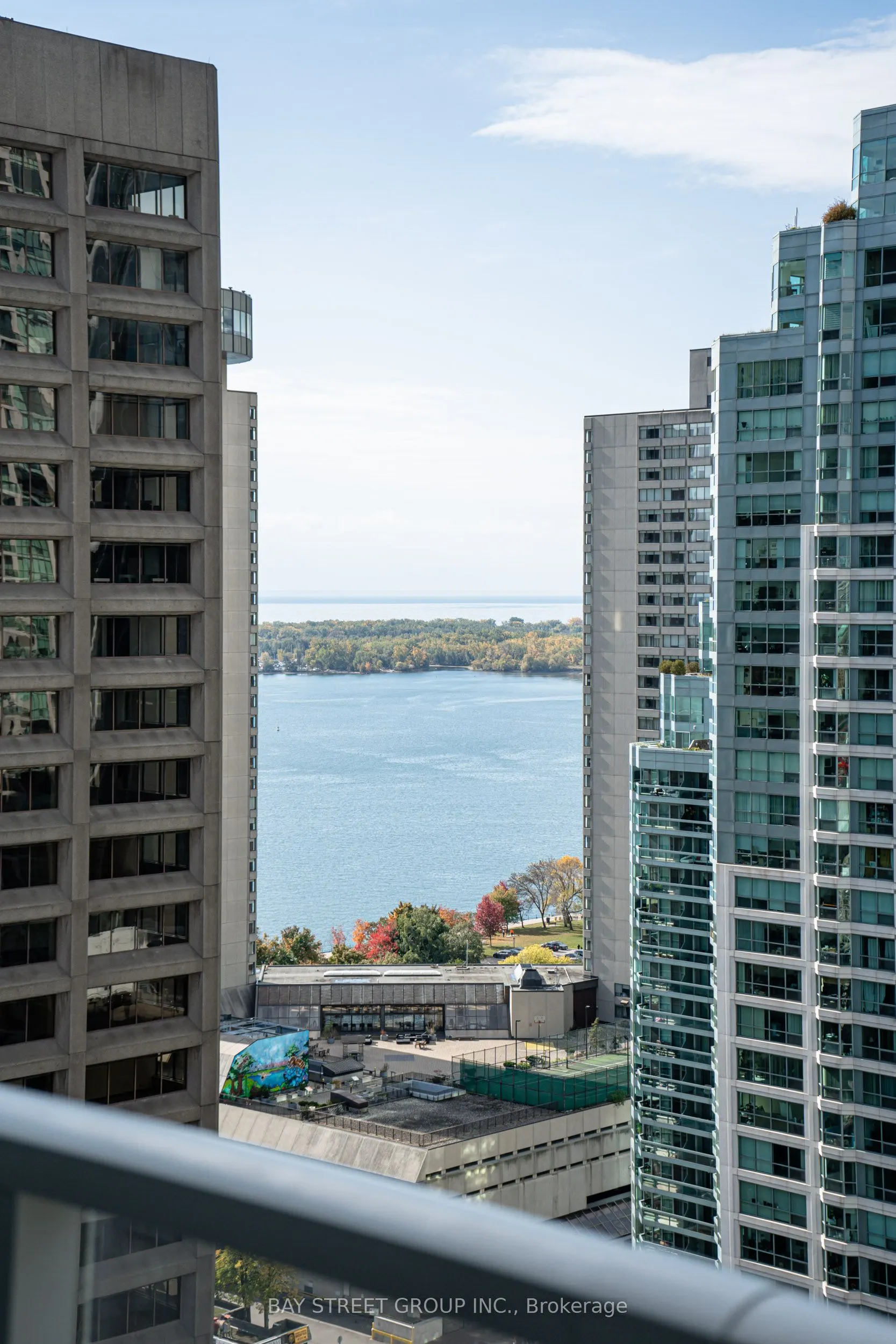28 Freeland Street, #2303