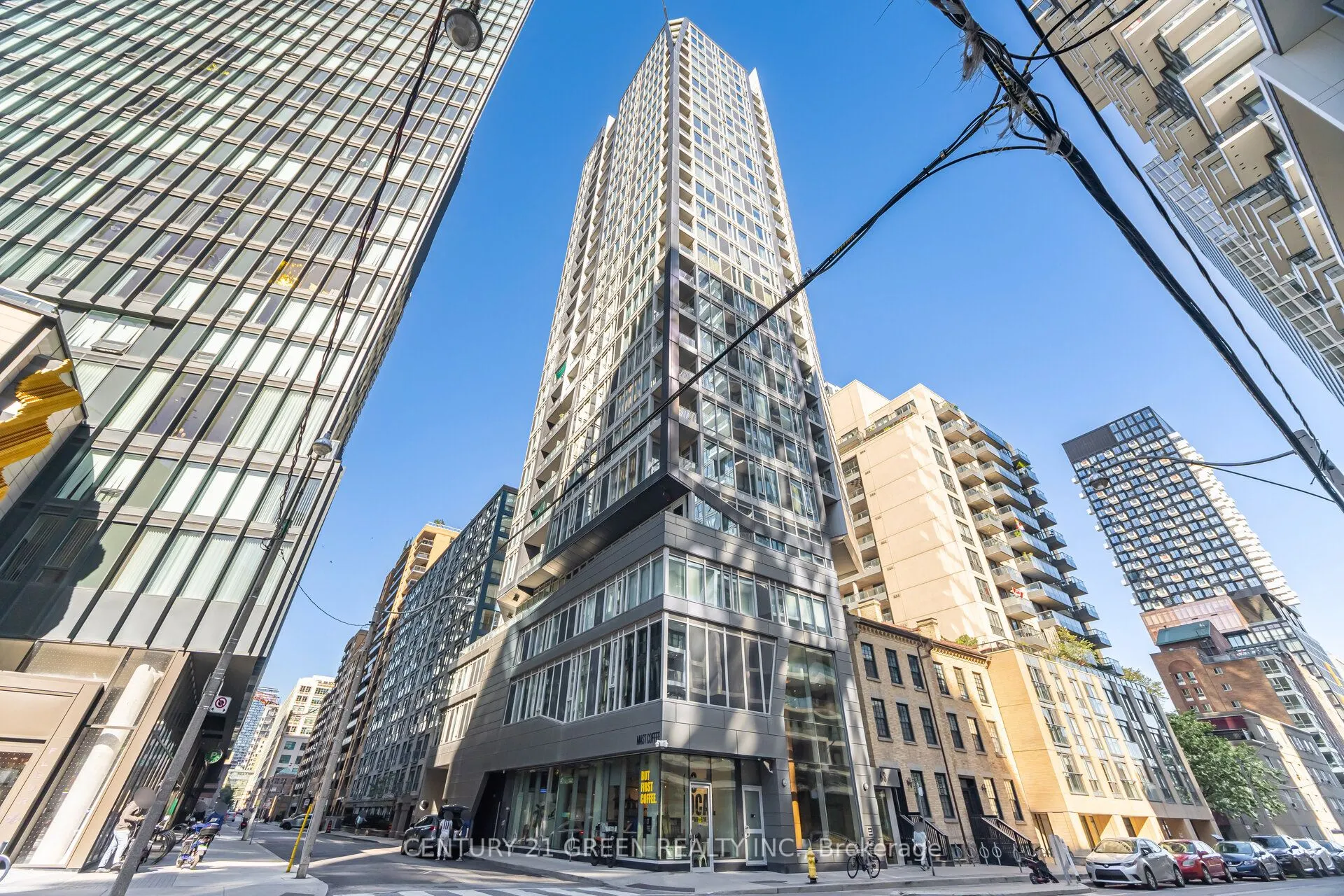 68 Shuter Street, #2310