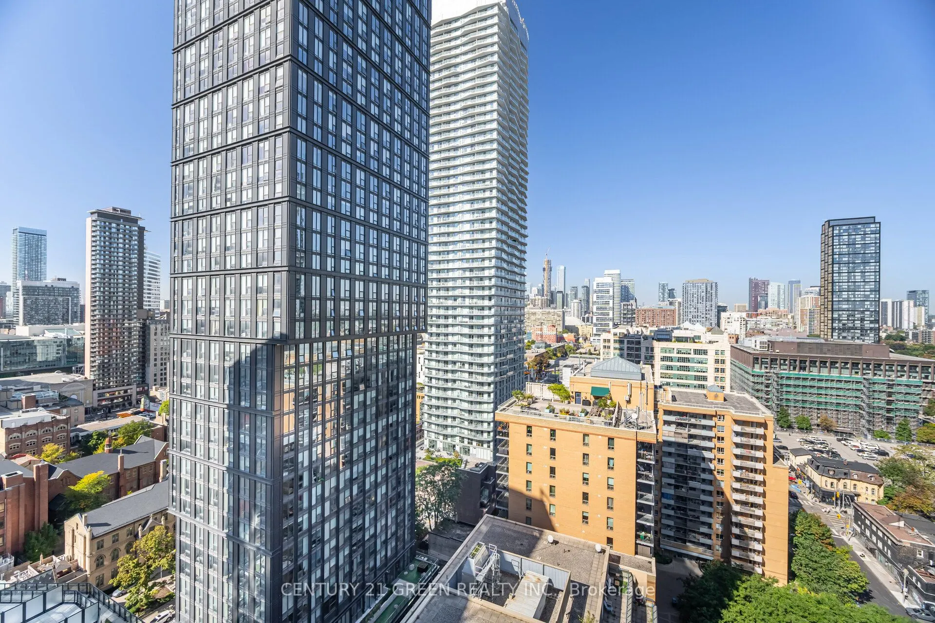 68 Shuter Street, #2310