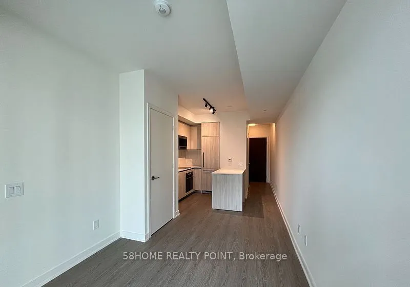 425 Front Street E, #519