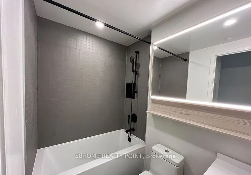 425 Front Street E, #519