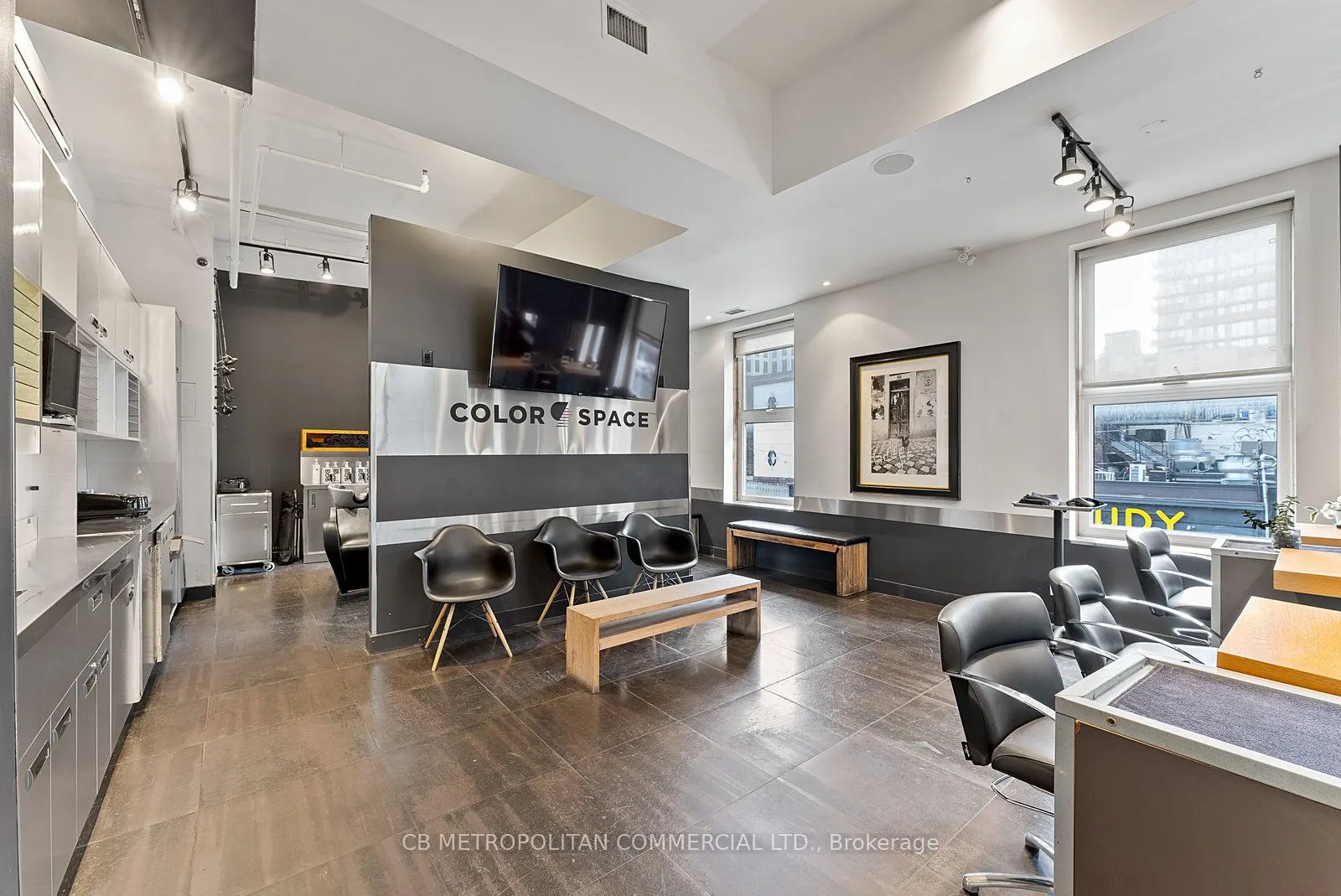 269 Queen Street W