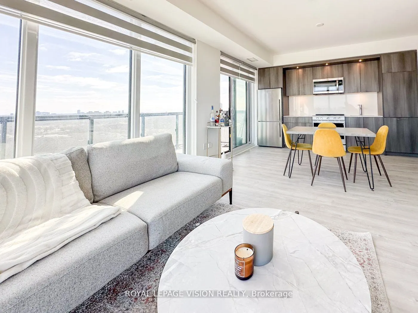 30 Inn on the park Drive, #2404