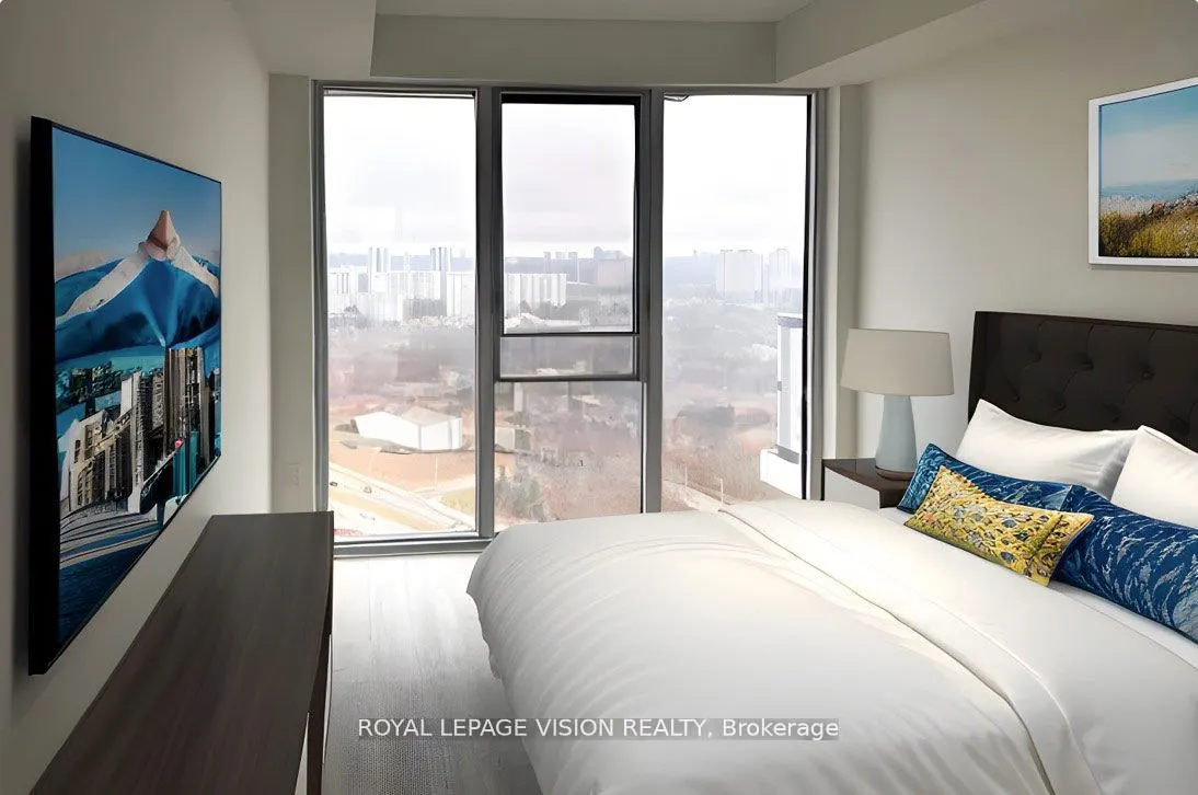 30 Inn on the park Drive, #2404