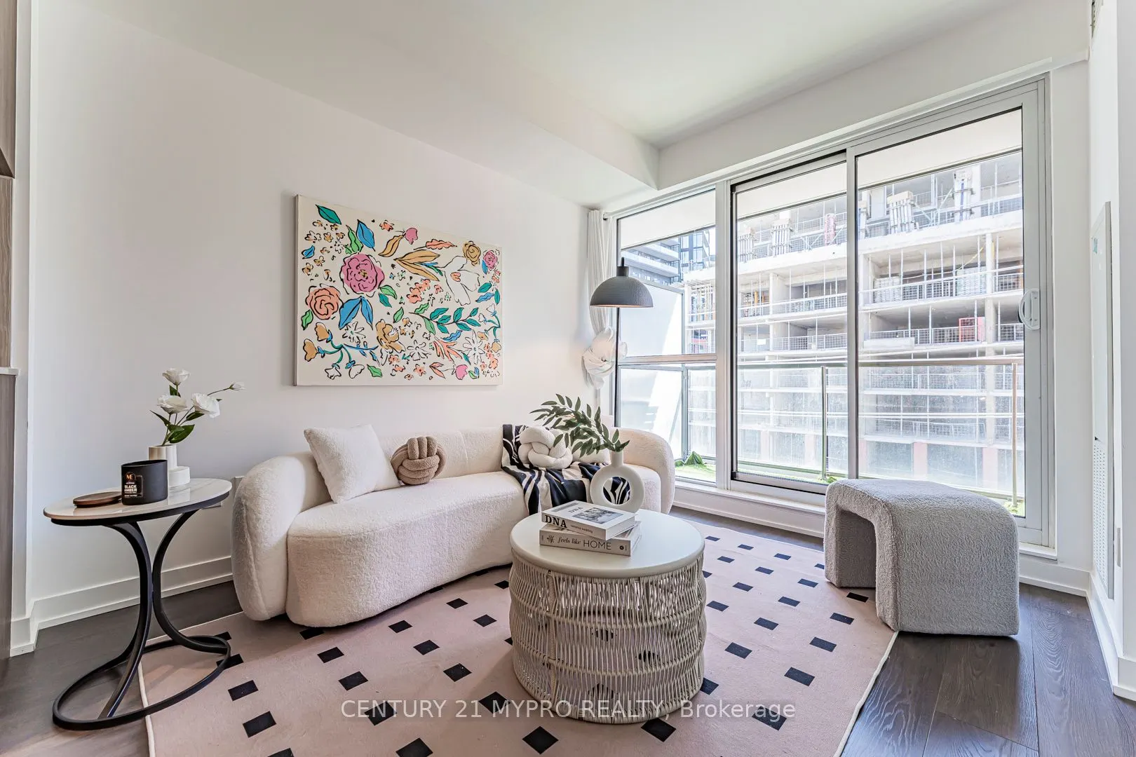 31 Tippett Road, #559