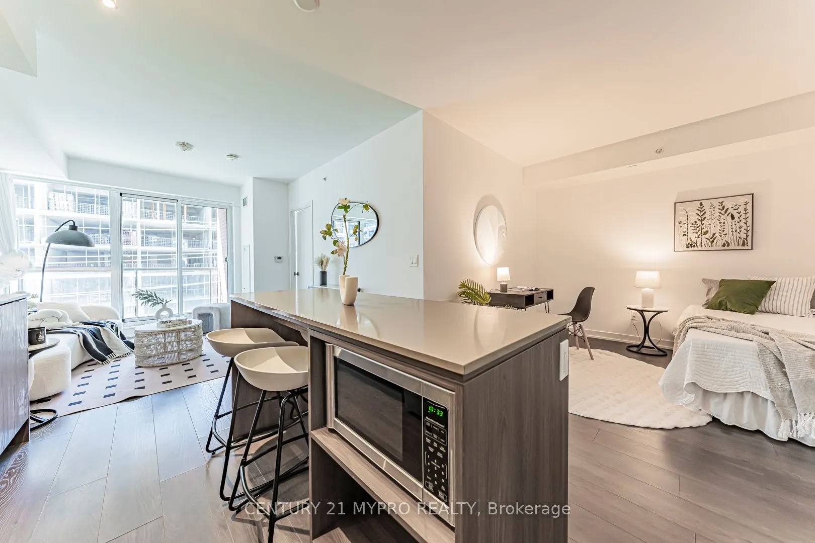 31 Tippett Road, #559