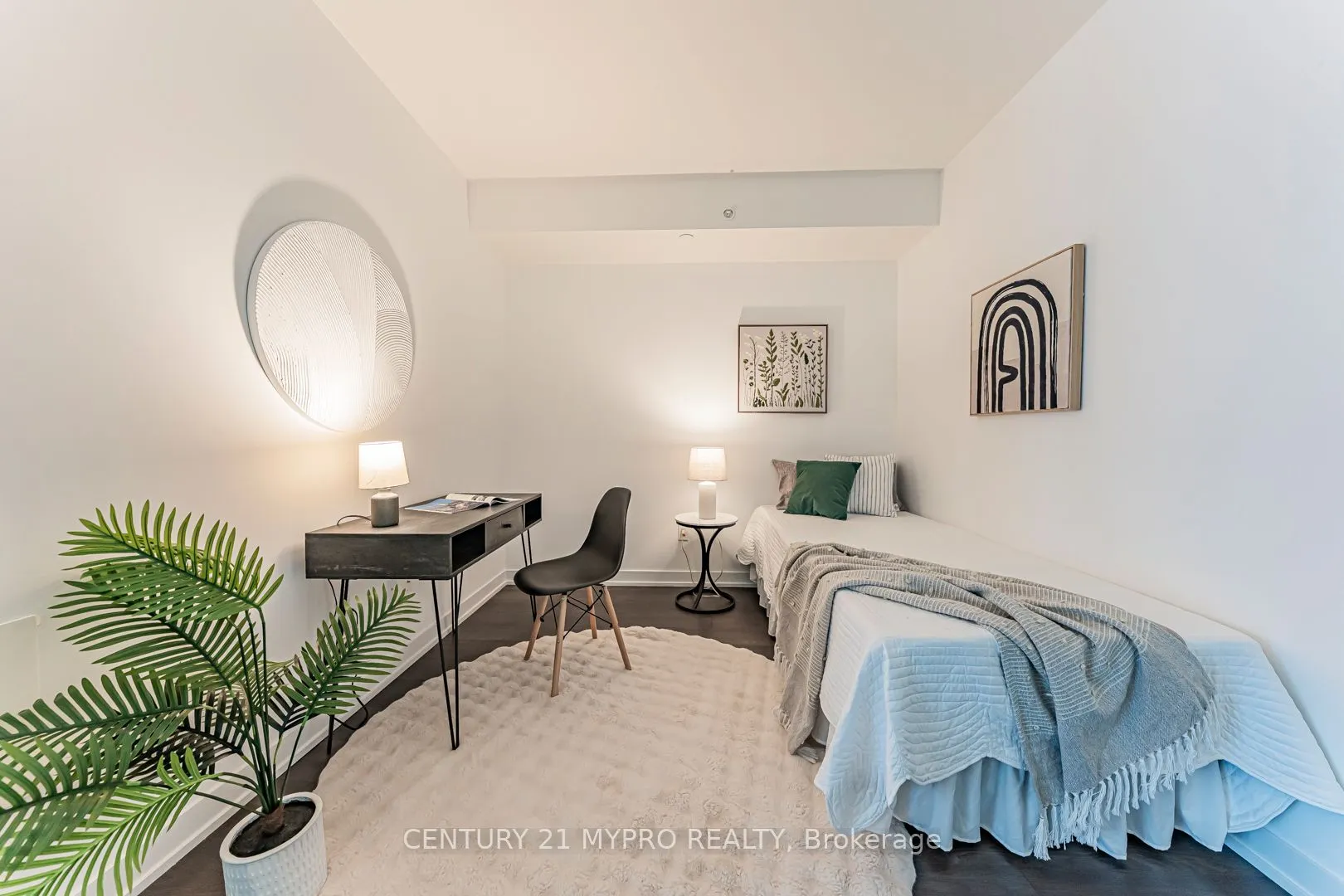 31 Tippett Road, #559