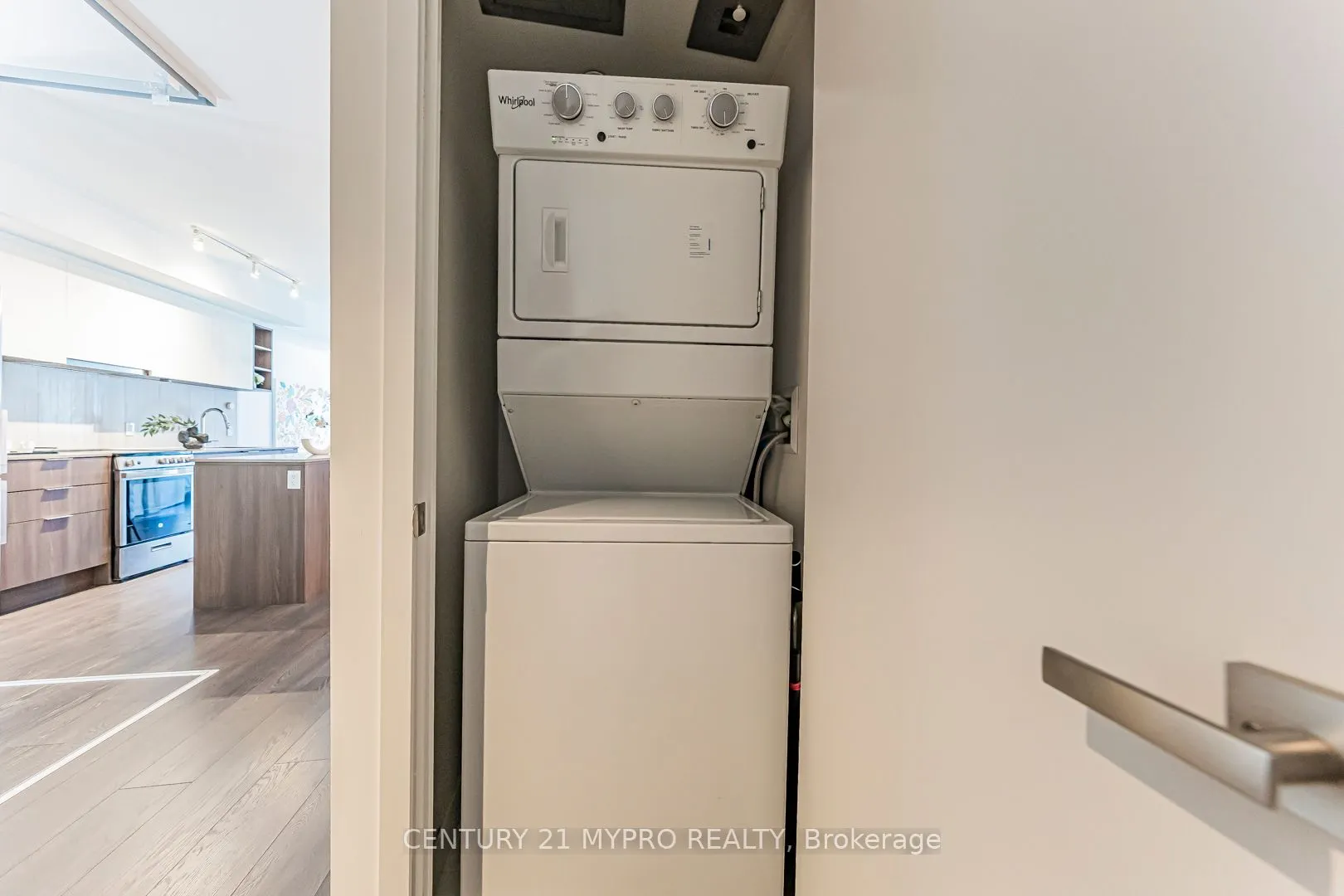 31 Tippett Road, #559
