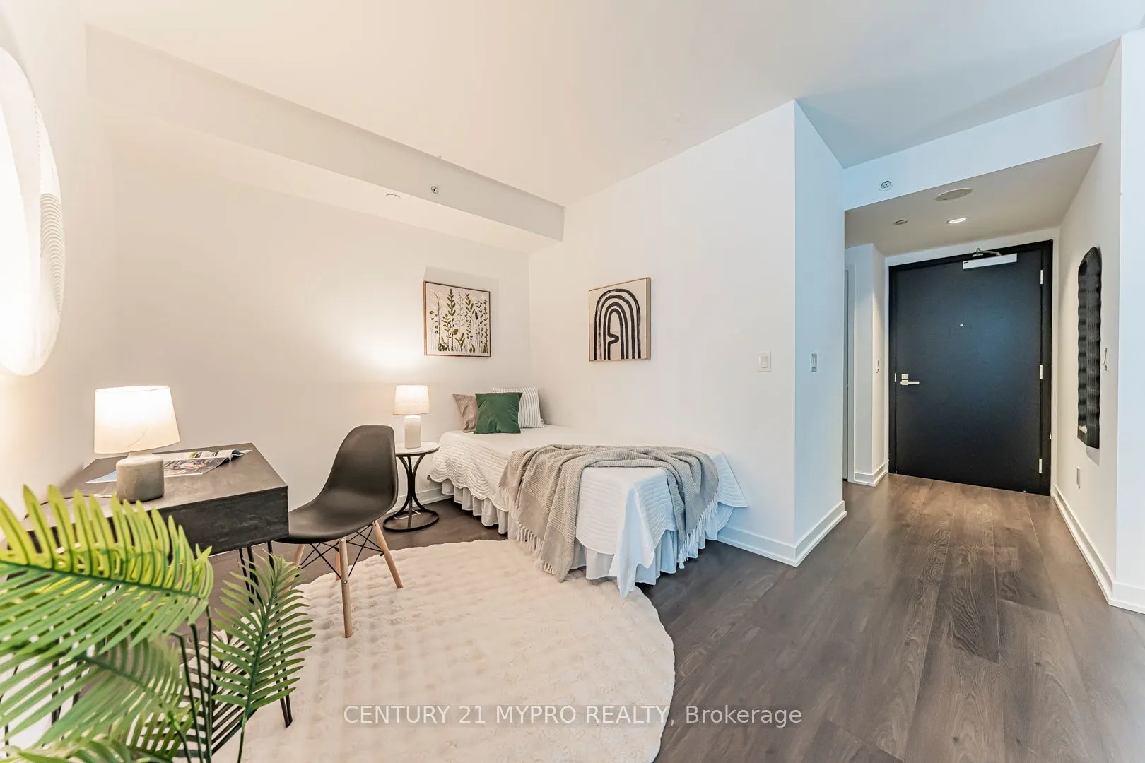 31 Tippett Road, #559