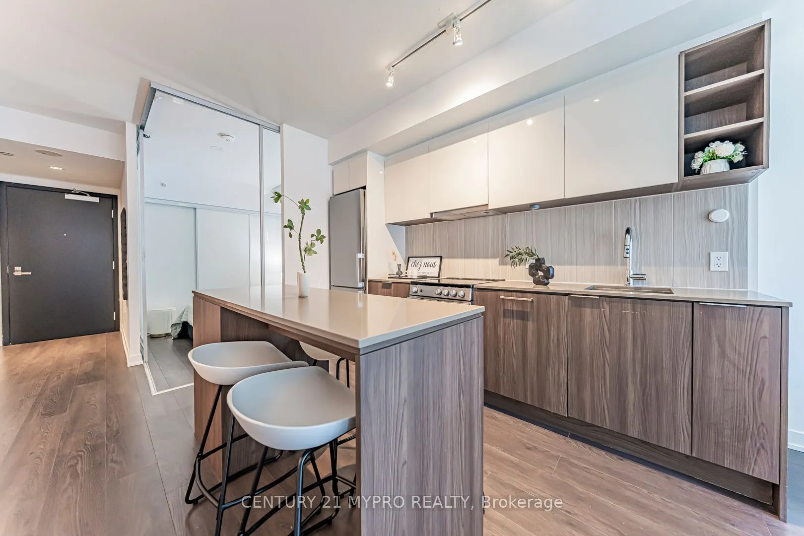 31 Tippett Road, #559
