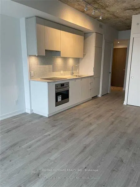 161 Roehampton Avenue, #3212