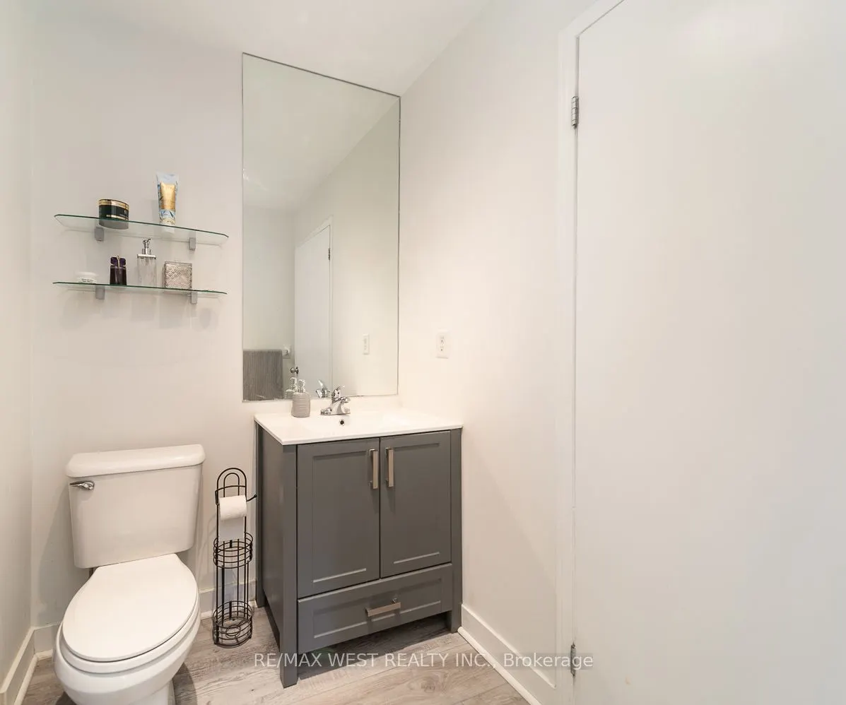 500 Richmond Street W, #309