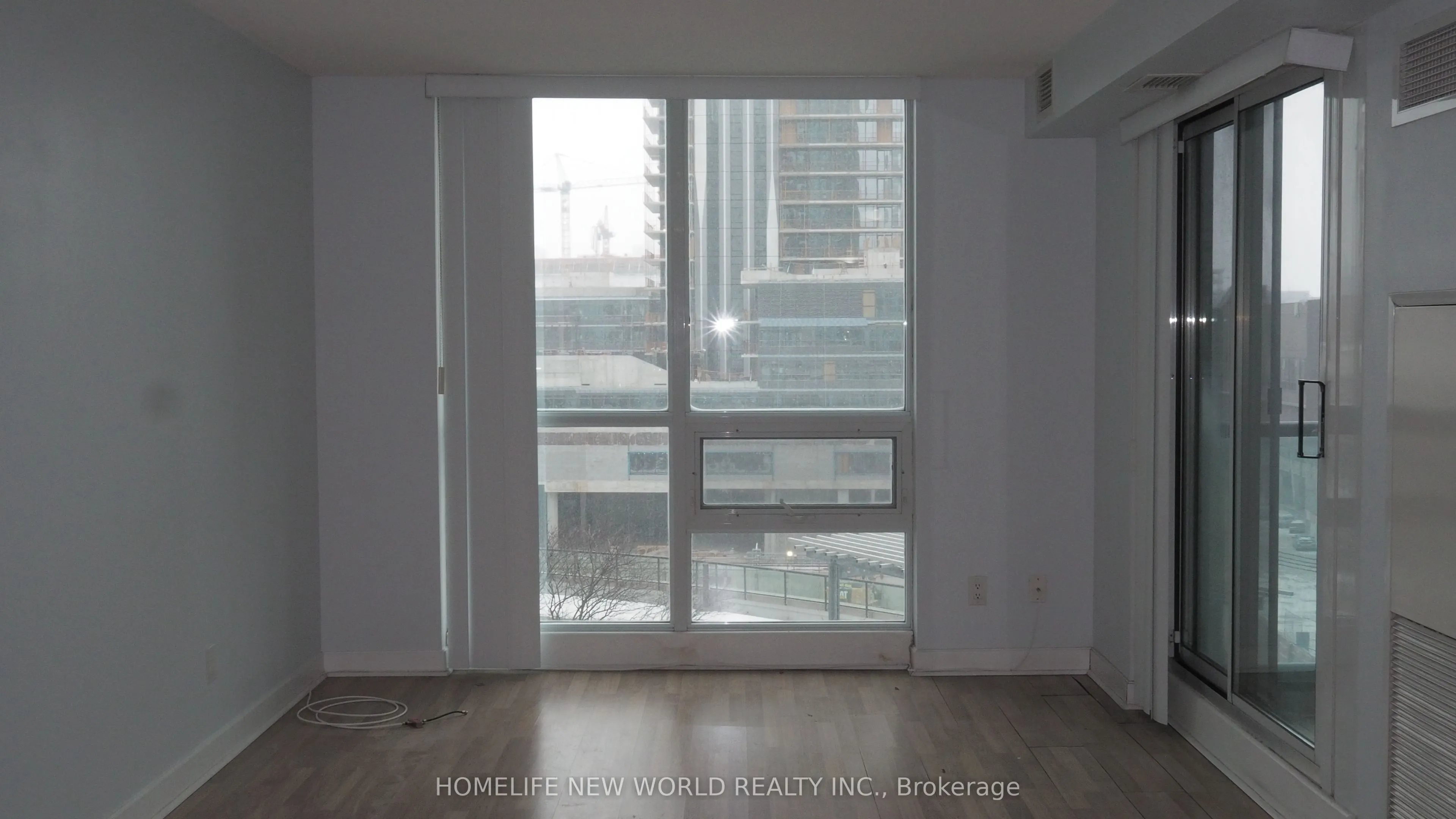 12 Yonge Street W, #703