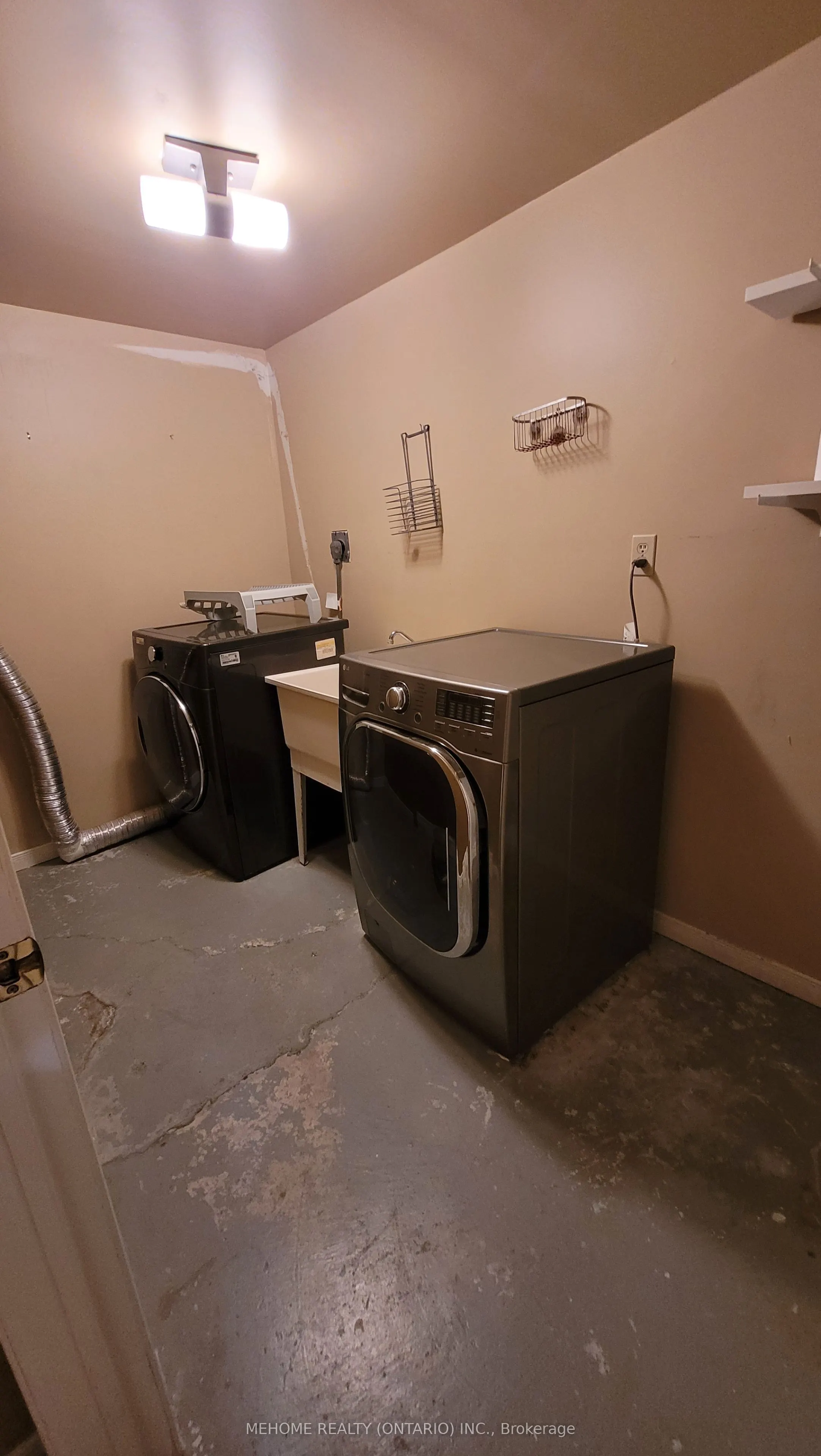 121 Angus Drive, #Lower unit