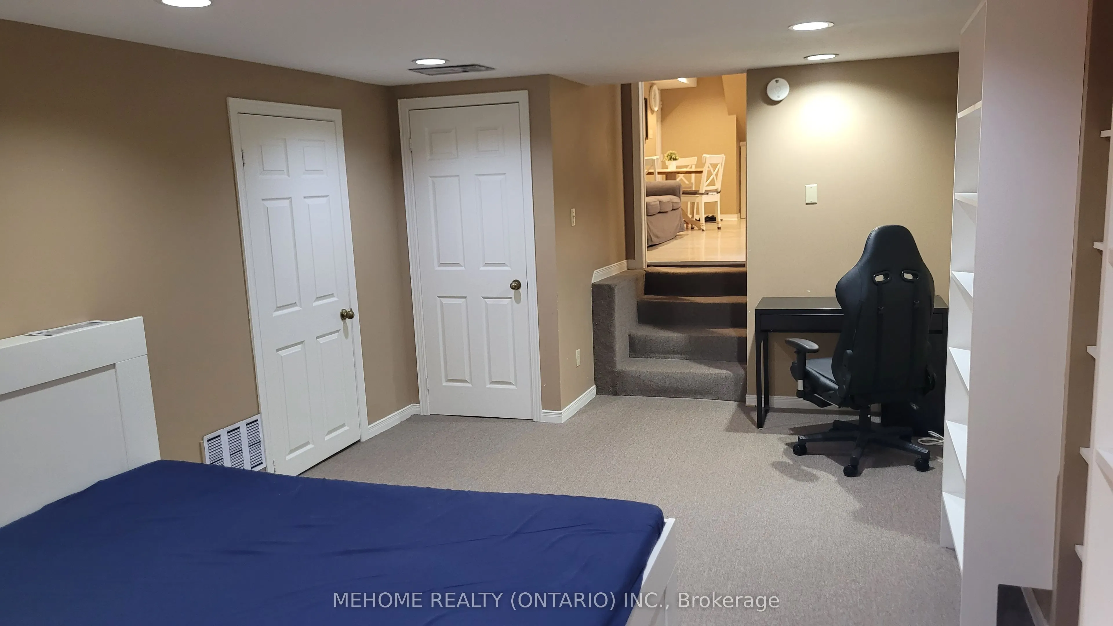 121 Angus Drive, #Lower unit