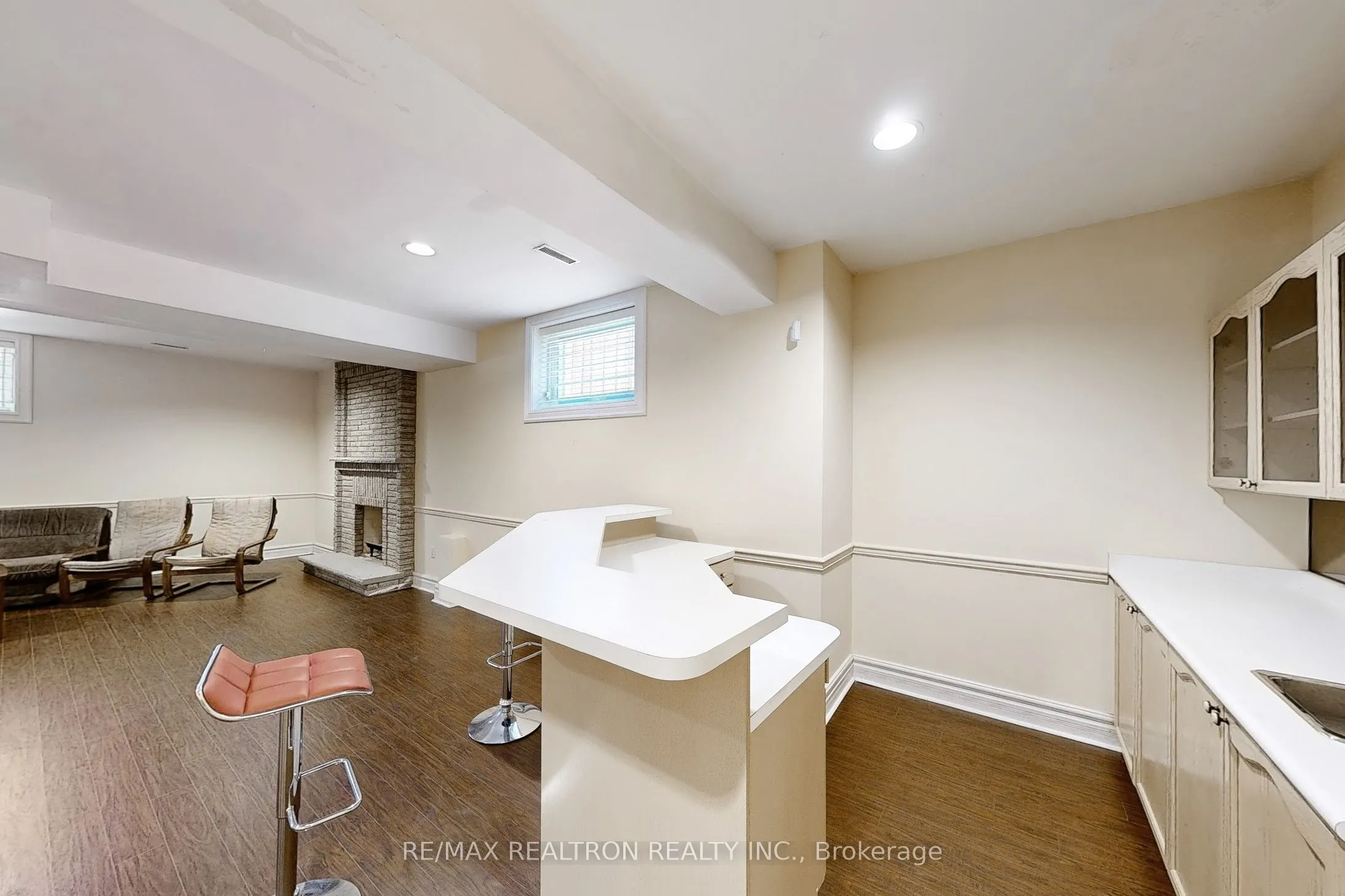 176 Elmwood Avenue, #Basement