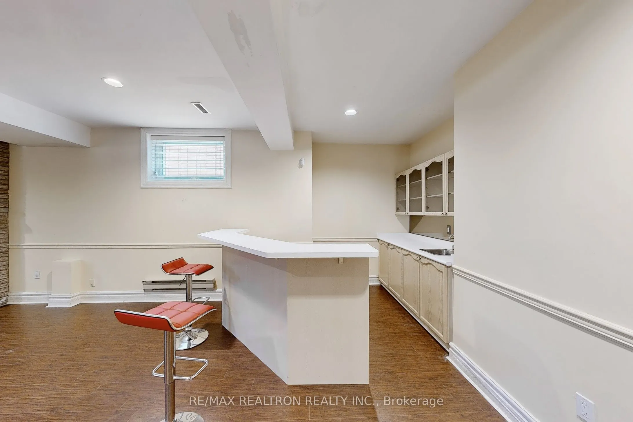176 Elmwood Avenue, #Basement
