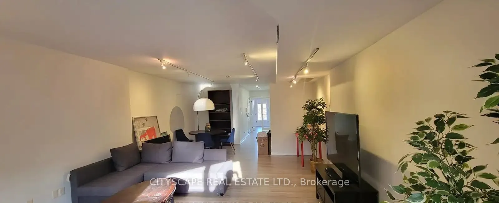 438 Parliament Street, #300