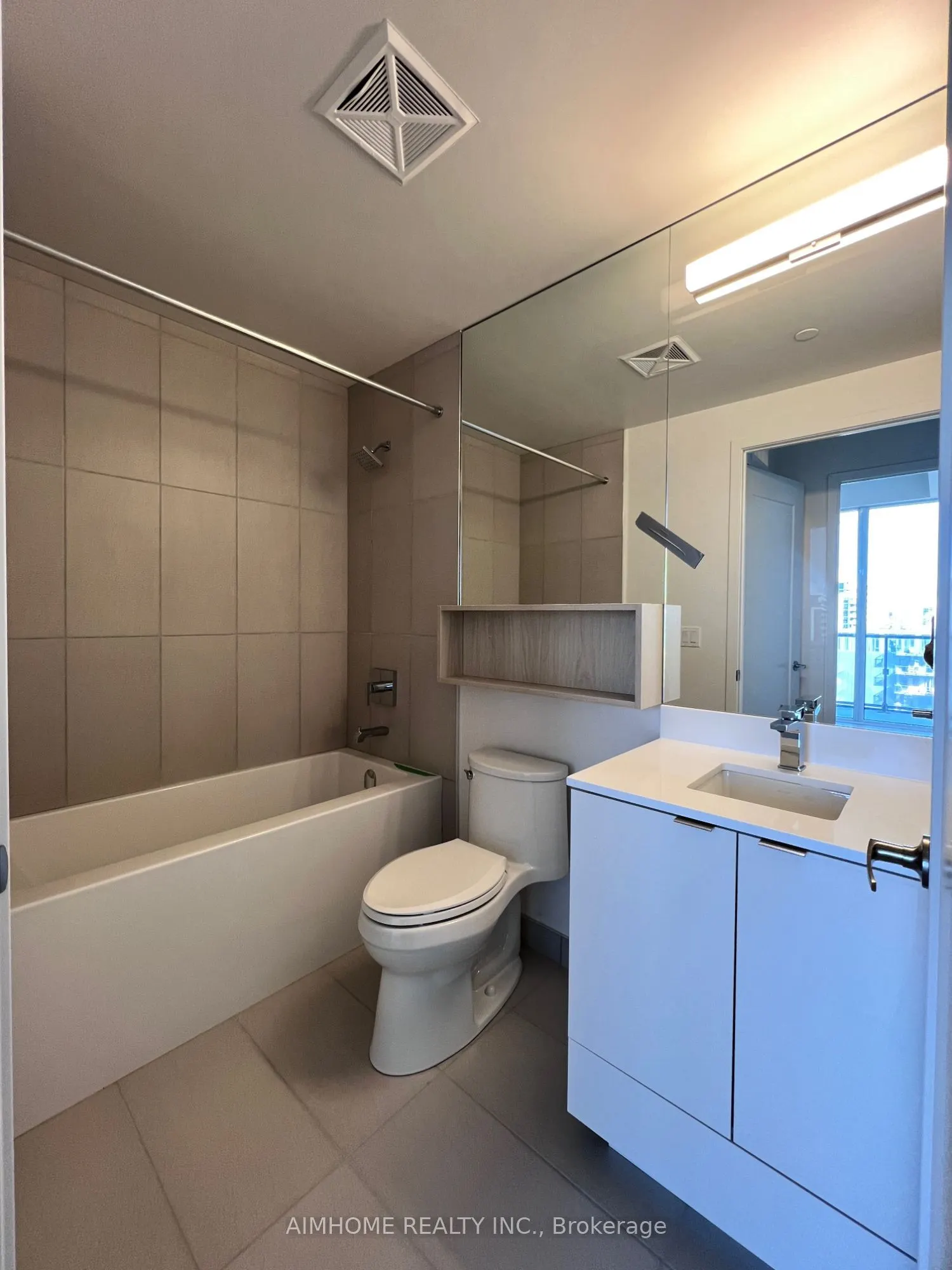 135 Lower Sherbourne Street, #1576