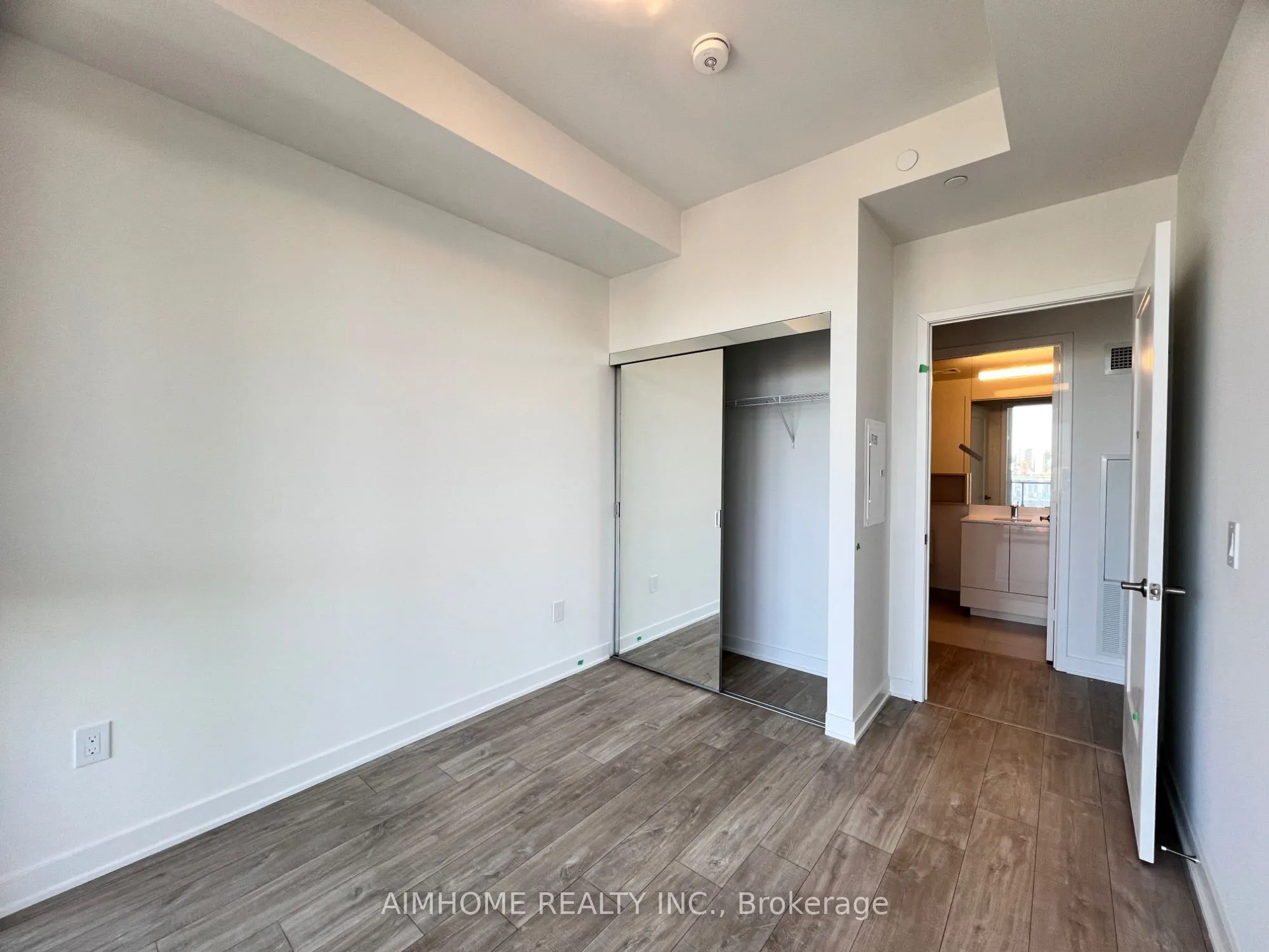 135 Lower Sherbourne Street, #1576