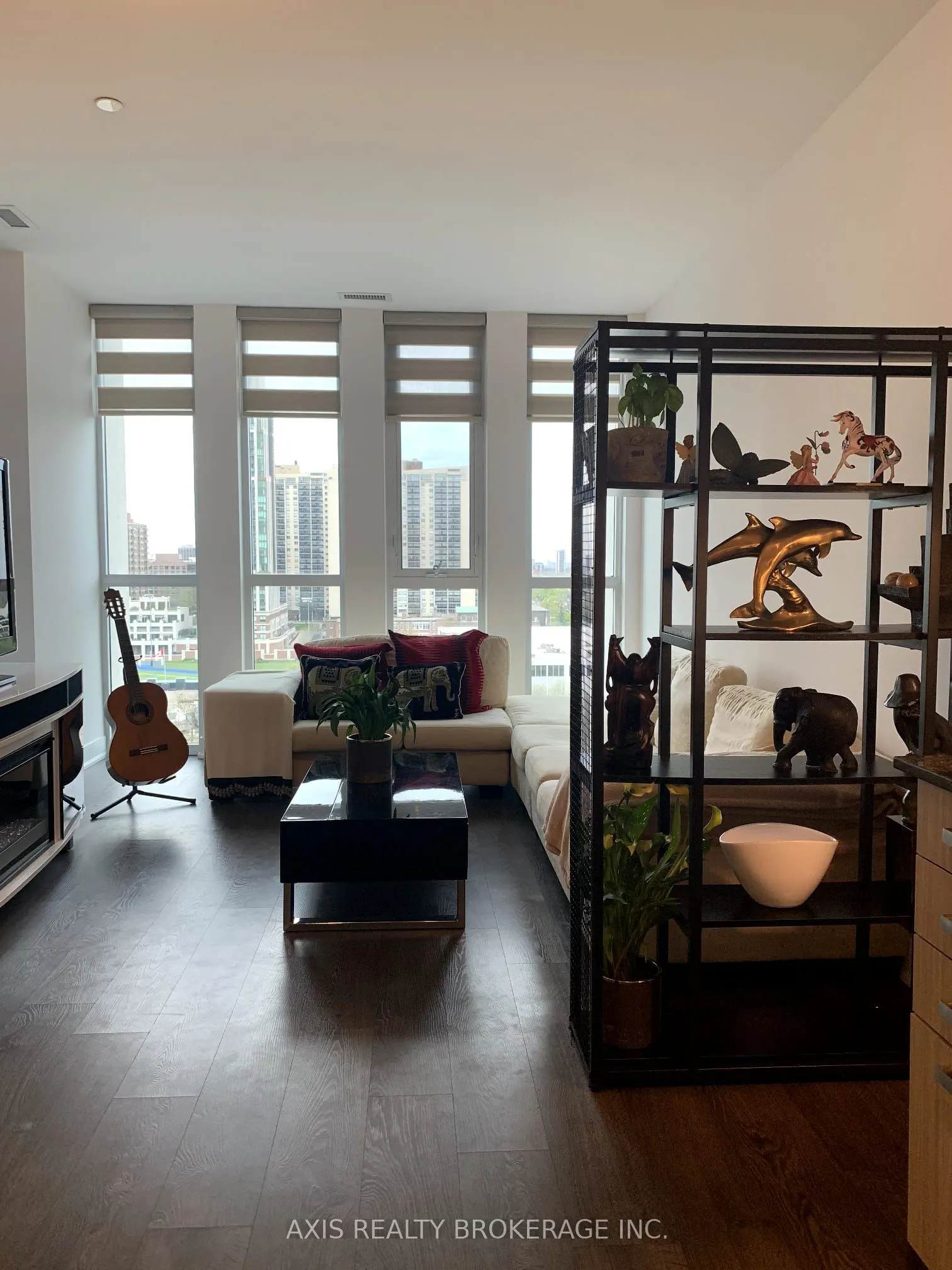 1486 Bathurst Street, #905