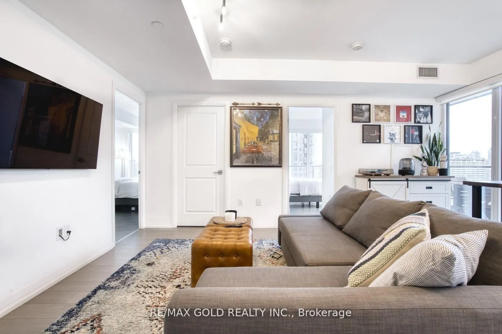 251 Jarvis Street, #1116