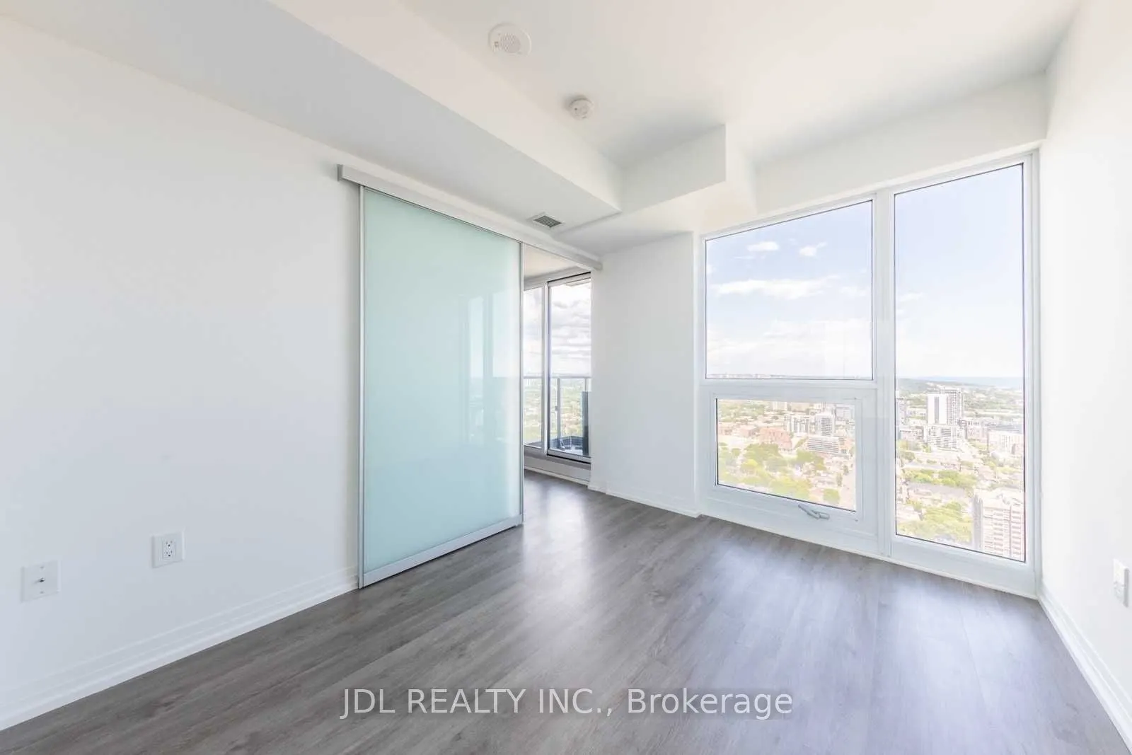 251 JARVIS Street, #3702