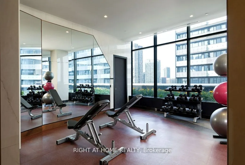 470 Front Street W, #1610