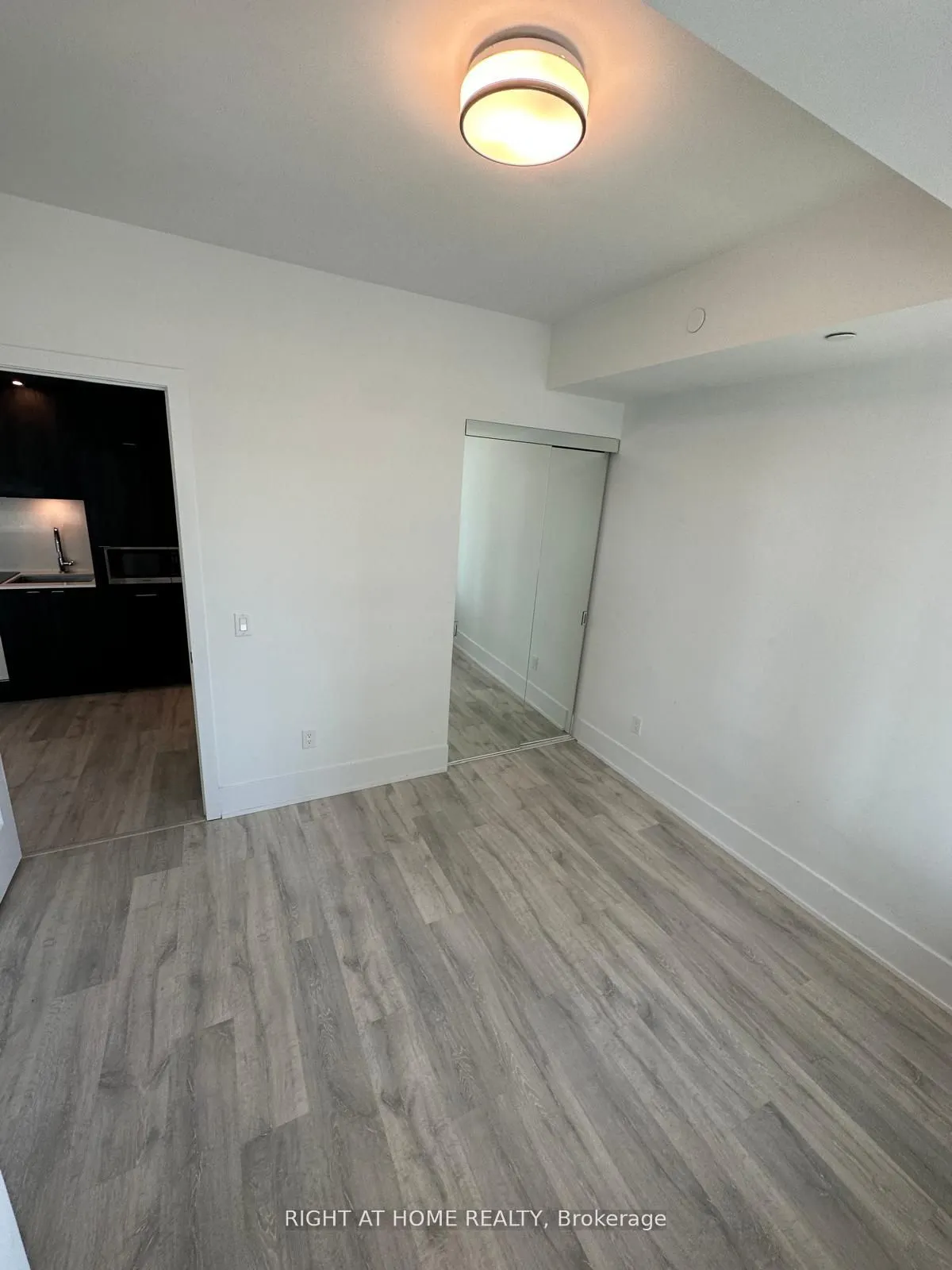 470 Front Street W, #1610