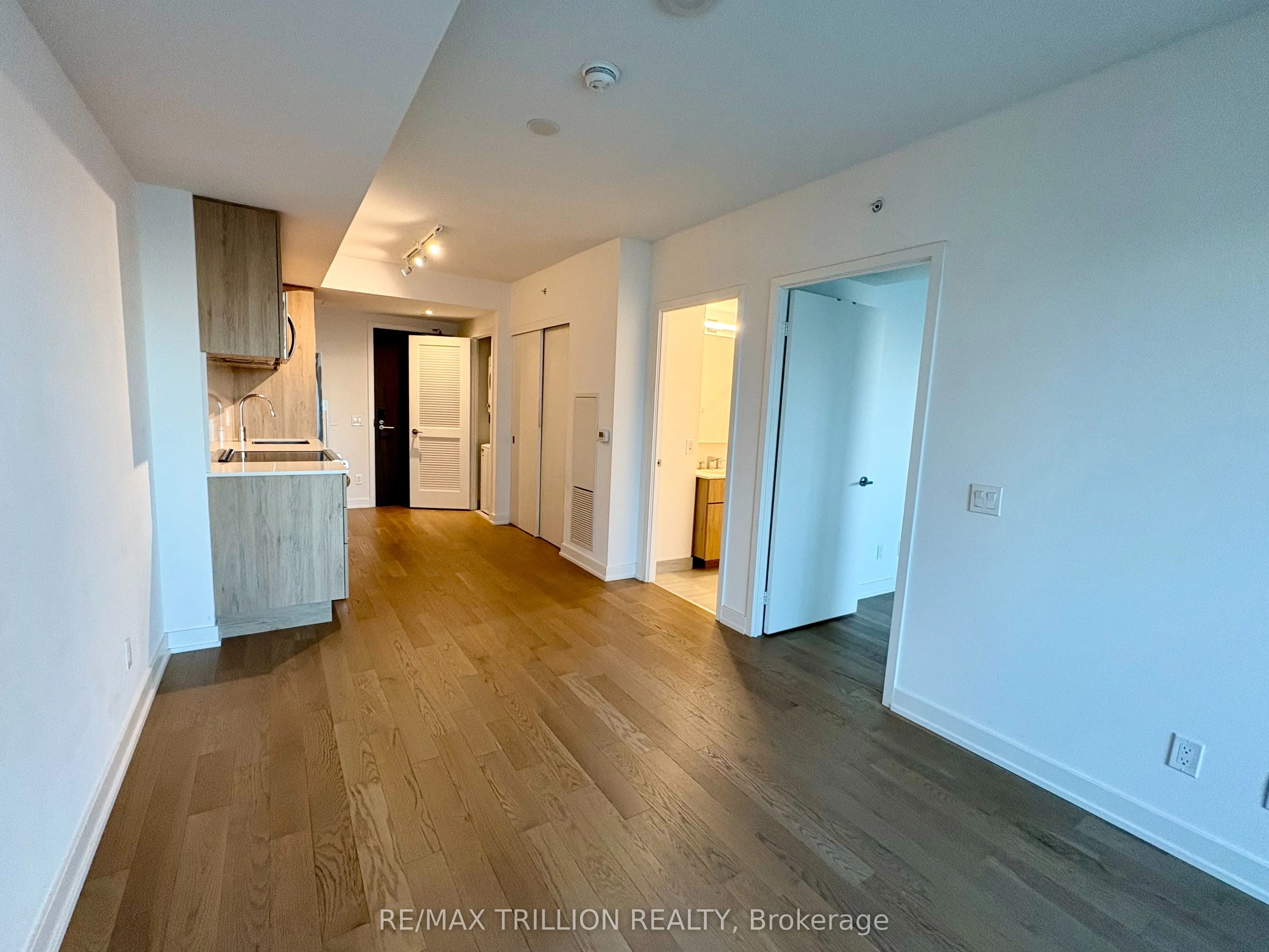 25 Richmond Street E, #1501