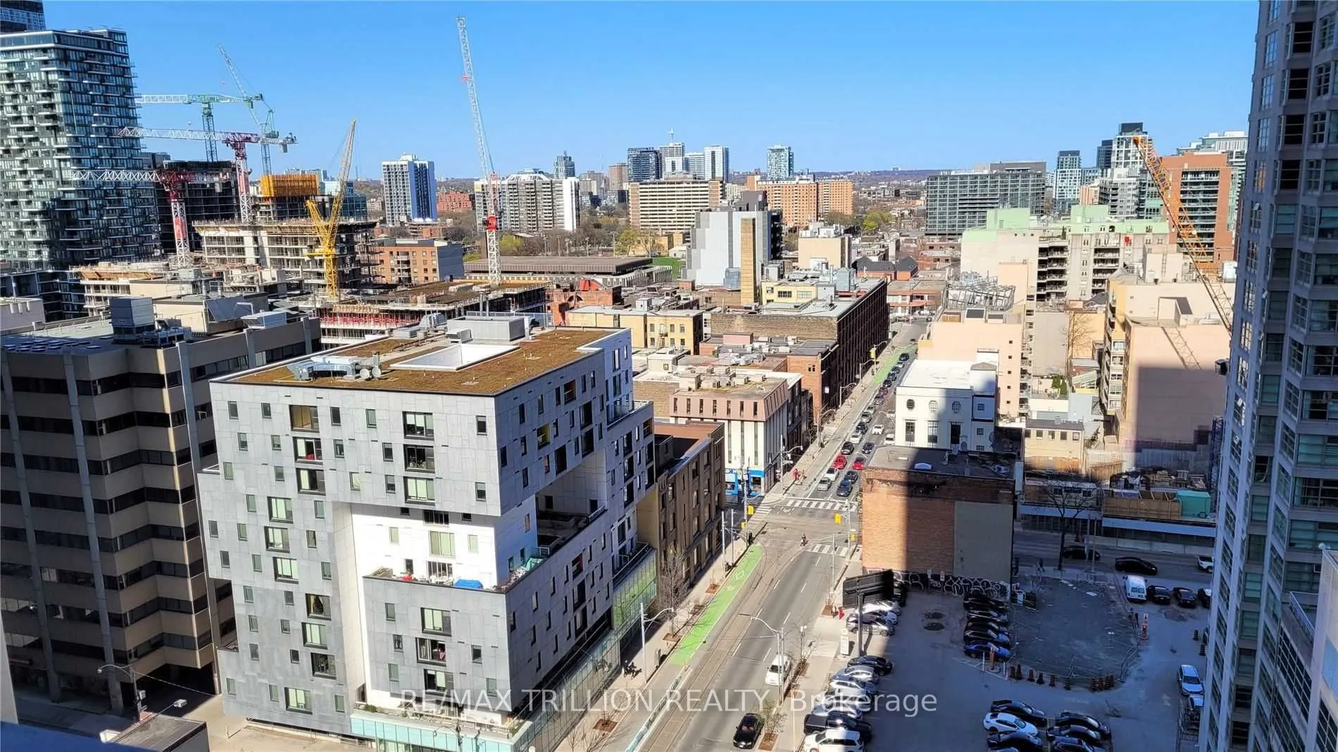 25 Richmond Street E, #1501