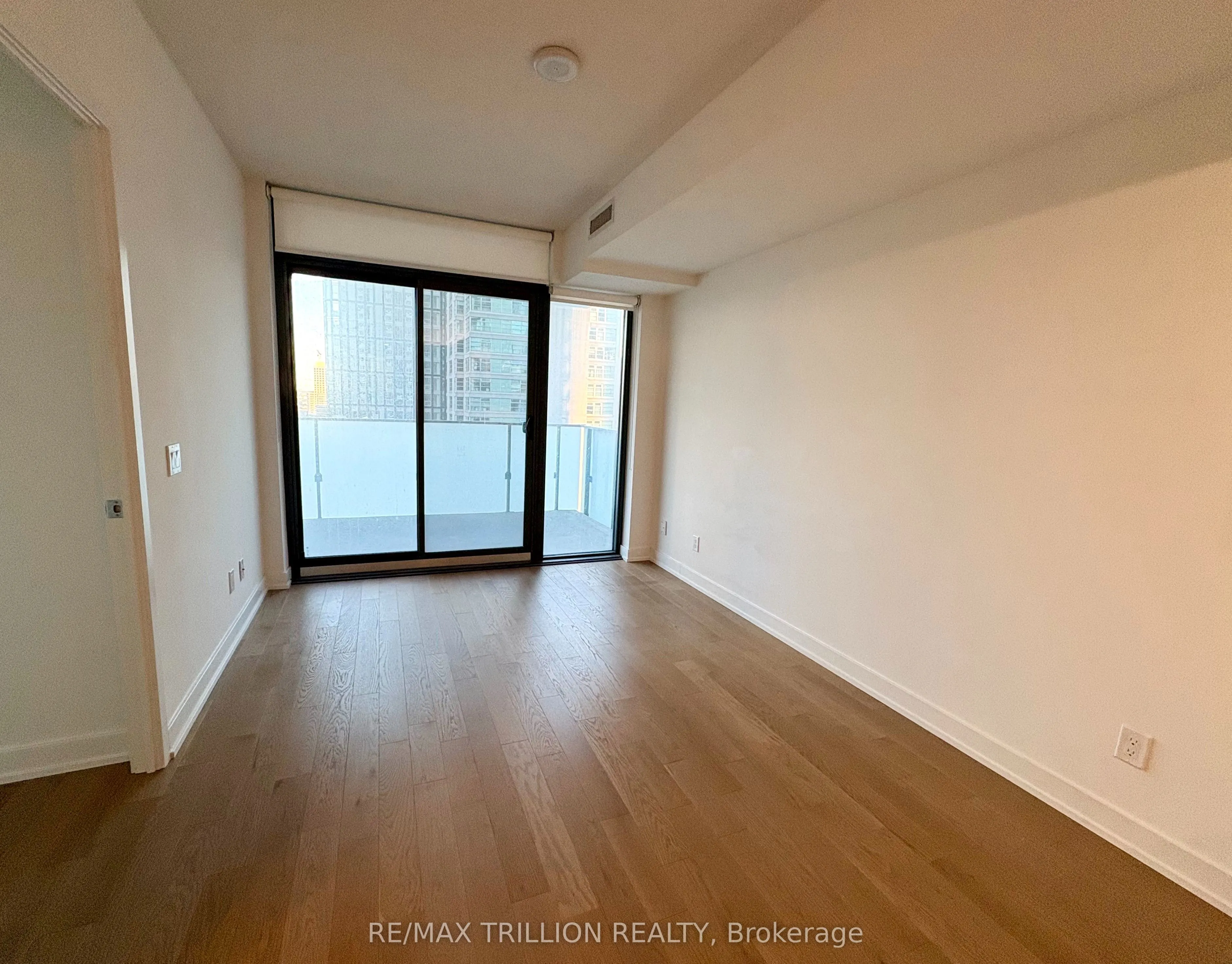 25 Richmond Street E, #1501