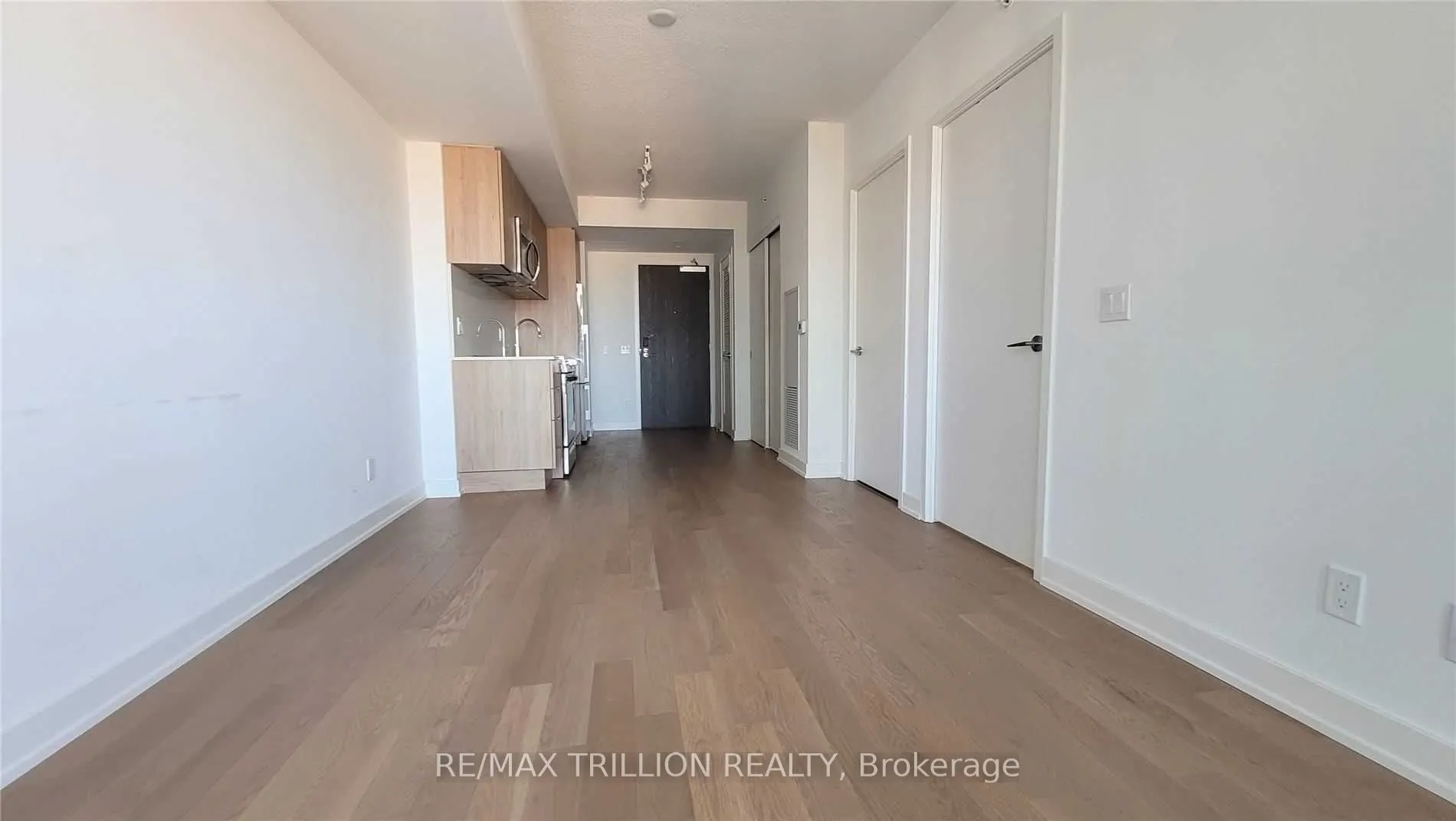 25 Richmond Street E, #1501