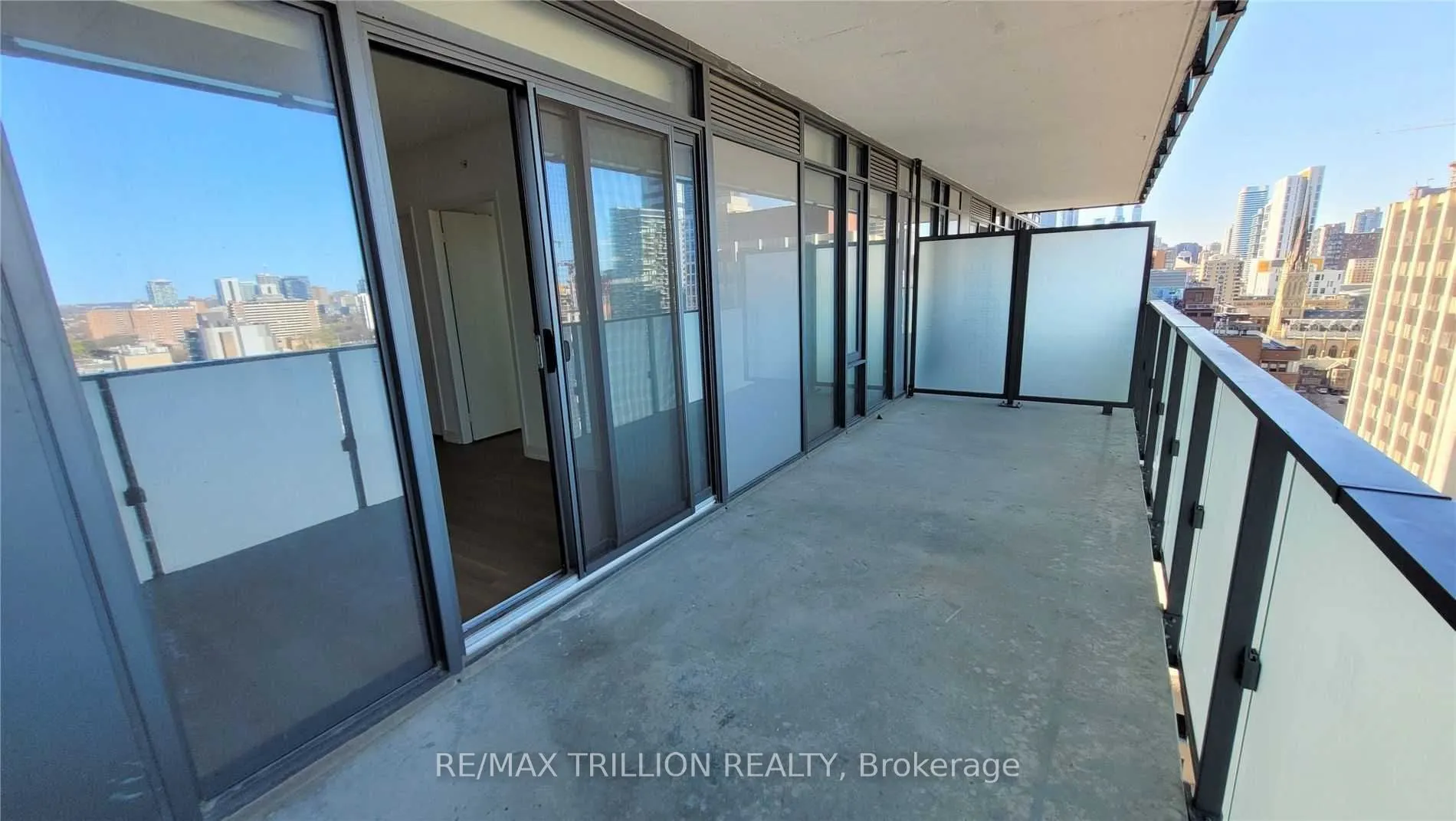 25 Richmond Street E, #1501