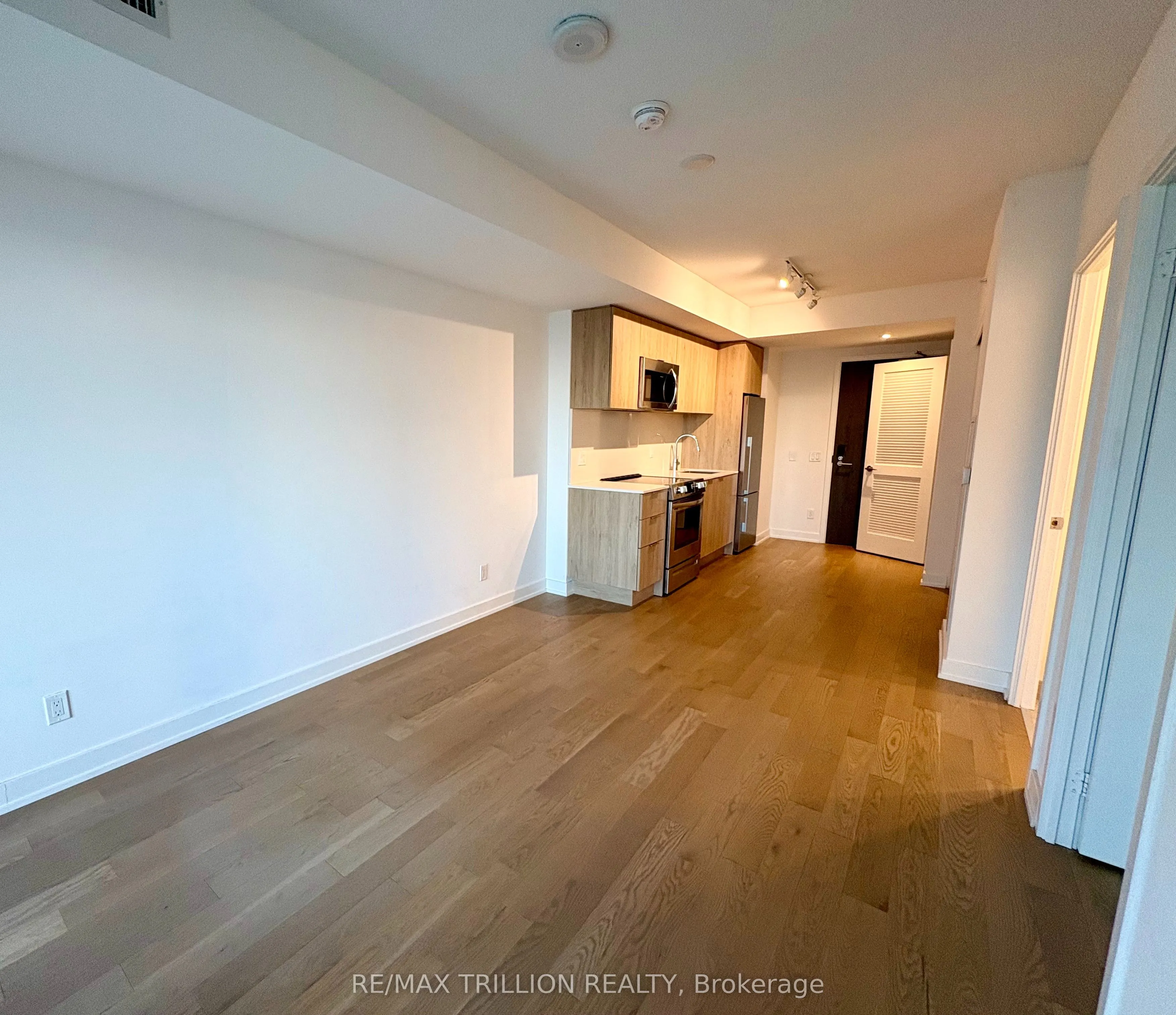 25 Richmond Street E, #1501