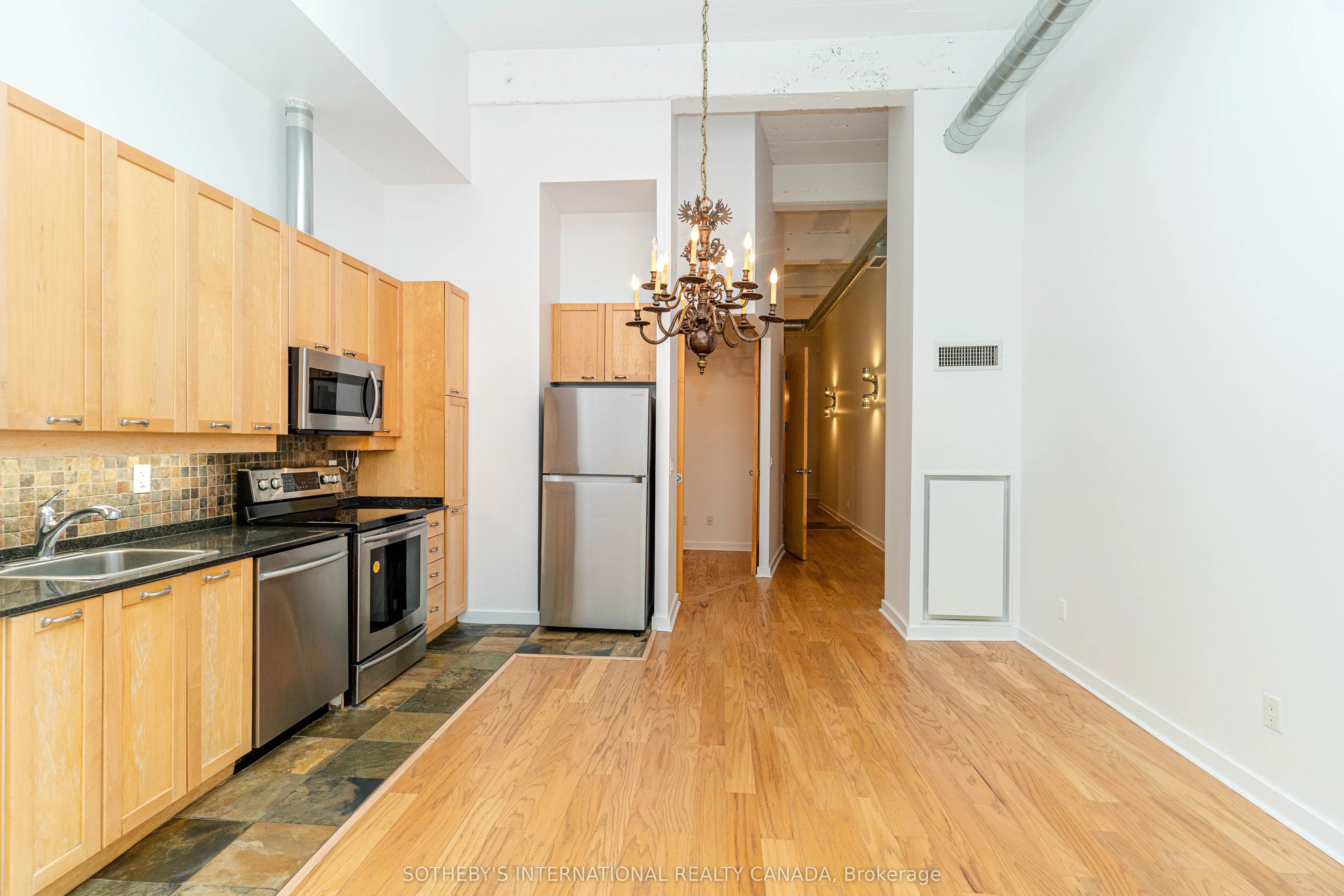 135 Dalhousie Street, #209