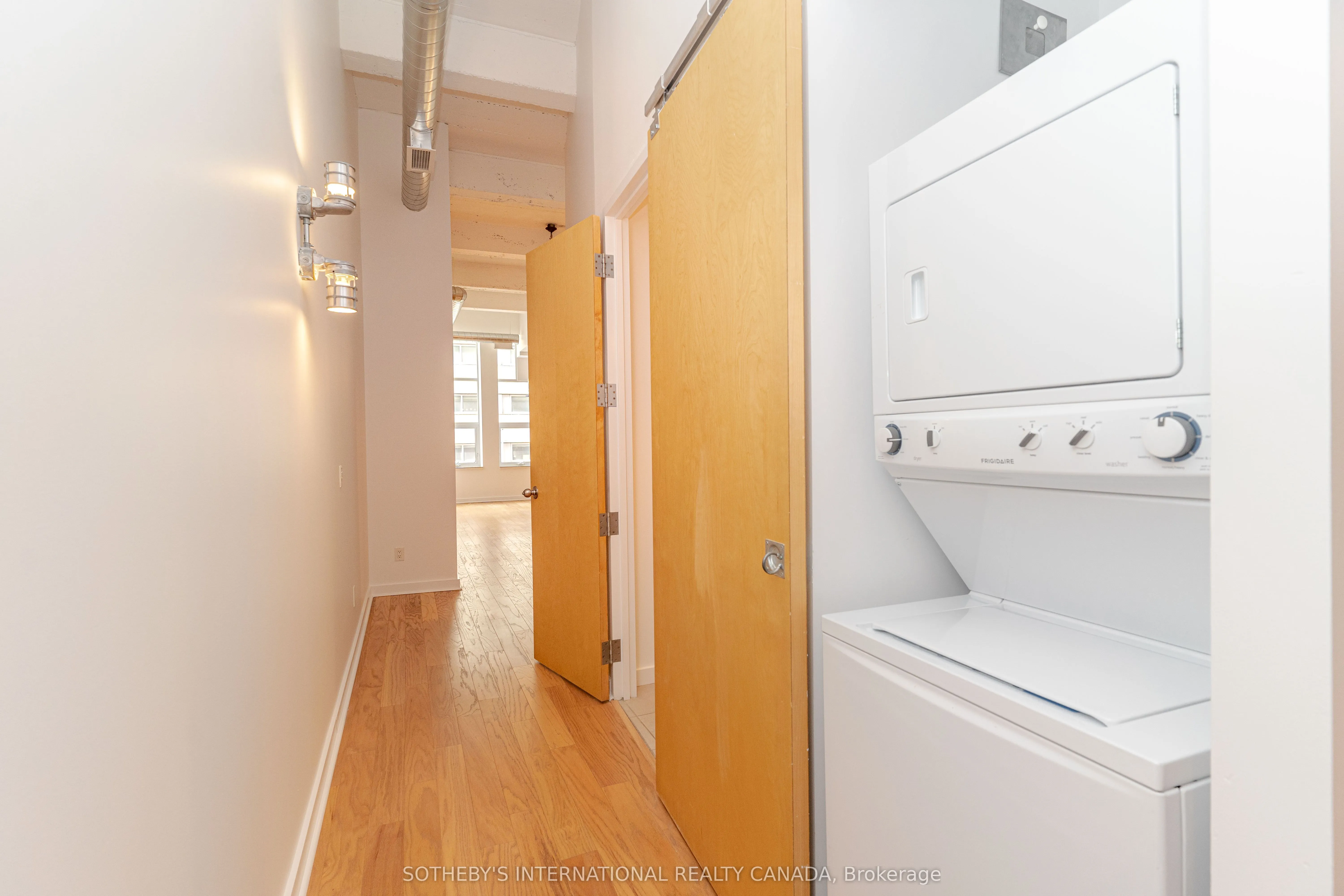 135 Dalhousie Street, #209