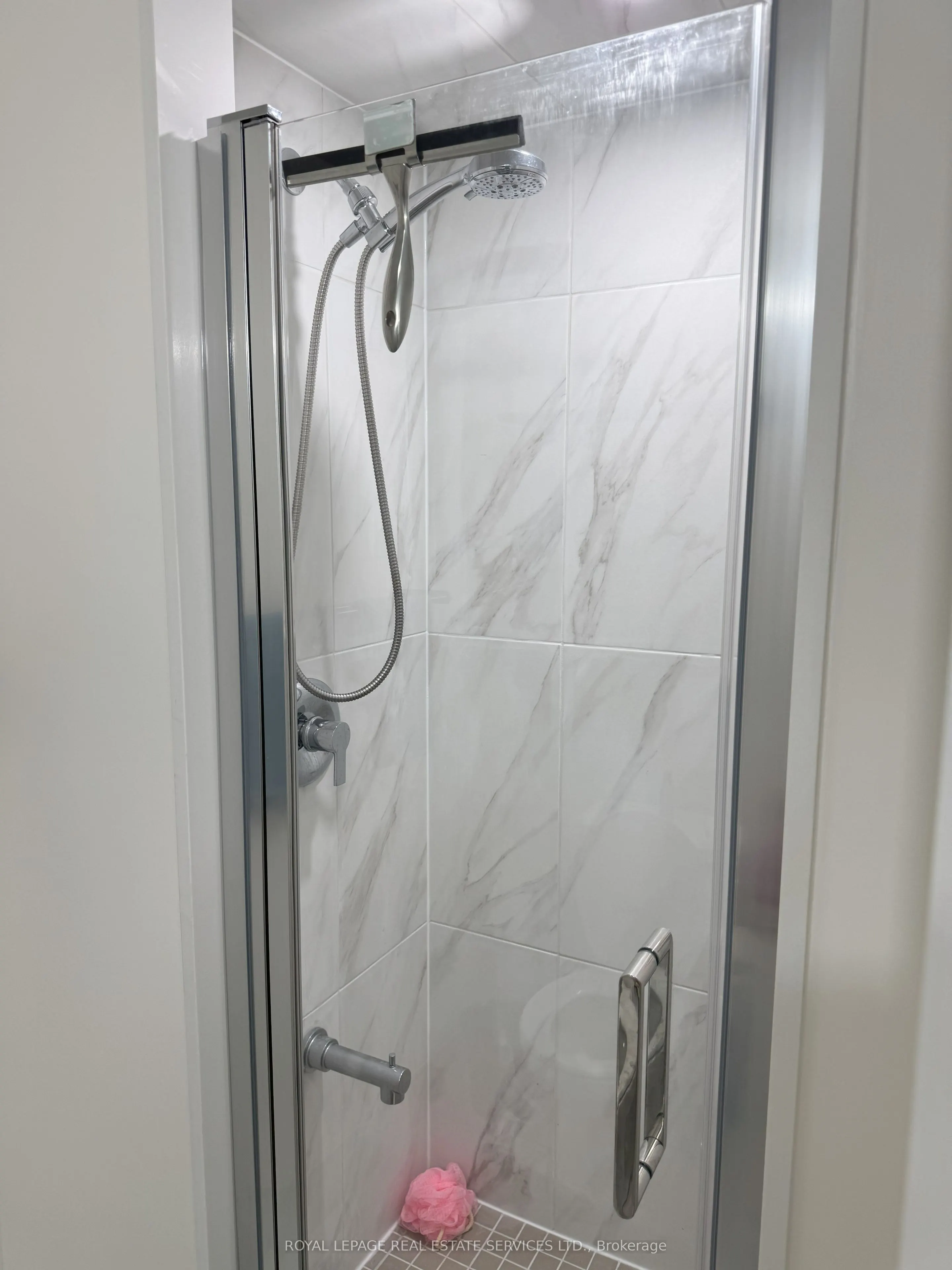 117 Gerrard Street E, #310